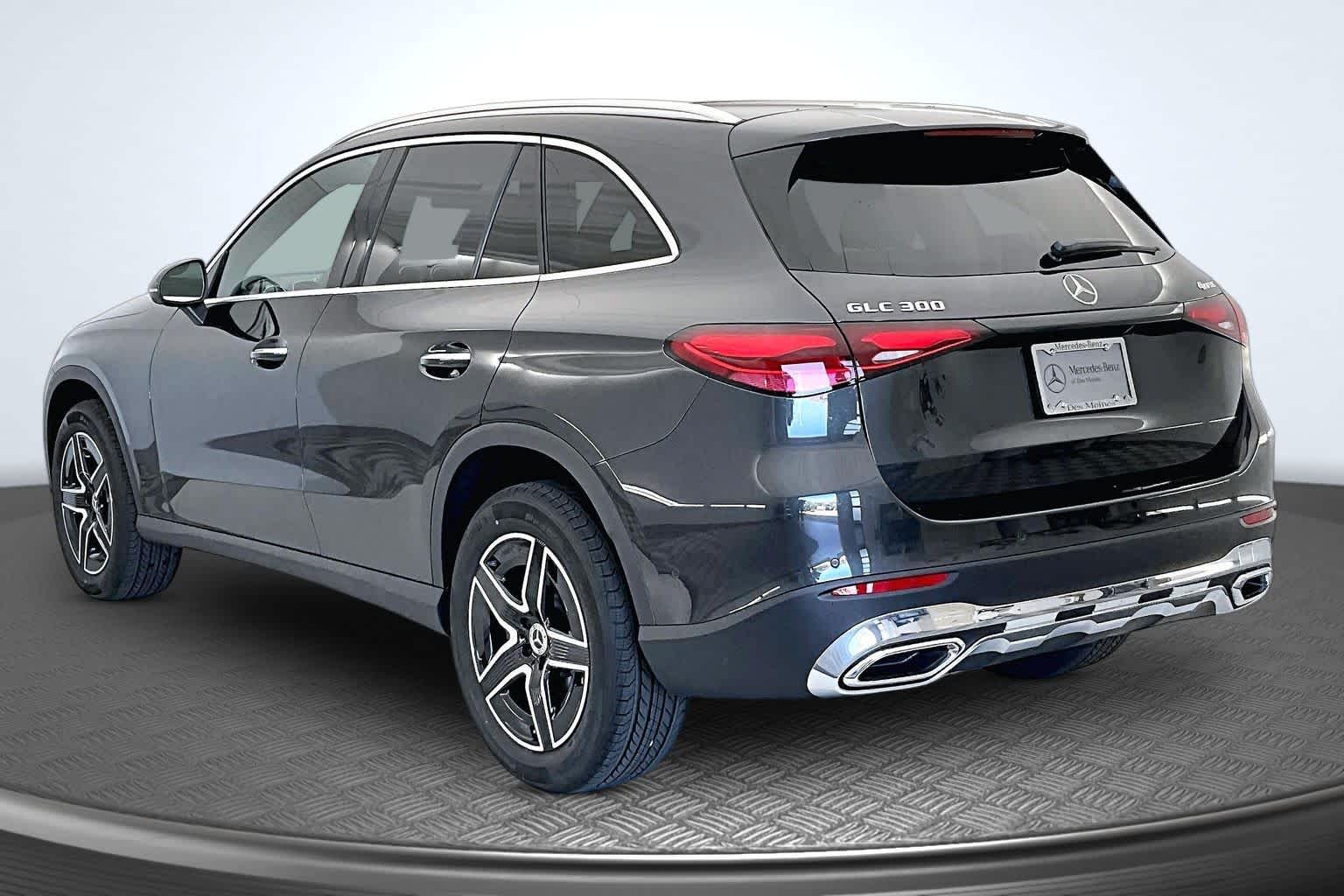 Thumbnail: 2026 Mercedes-Benz GLC - 4