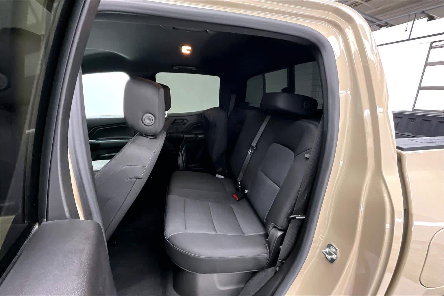 Thumbnail: 2023 Chevrolet Colorado - 13