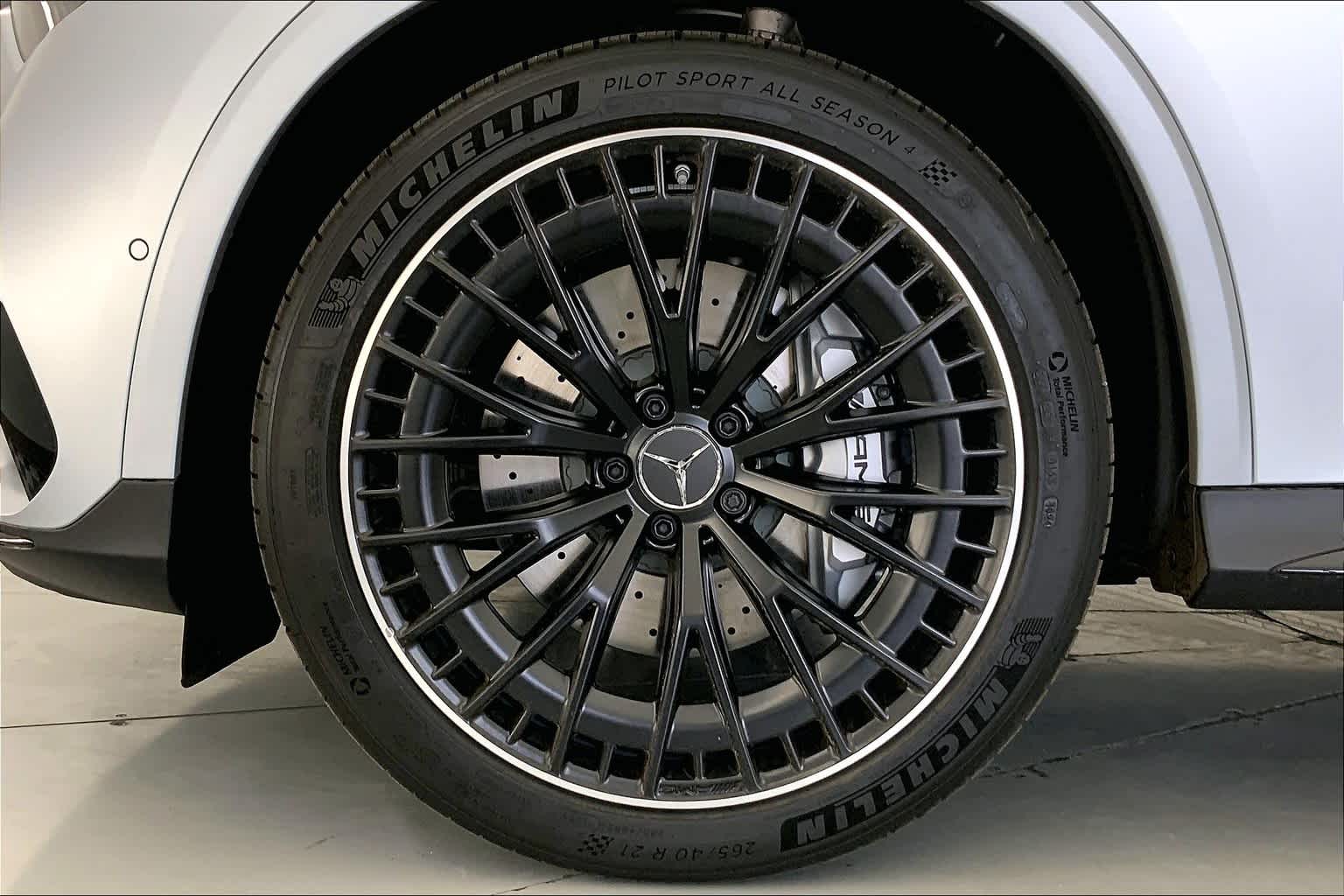 Thumbnail: 2025 Mercedes-Benz GLC - 8