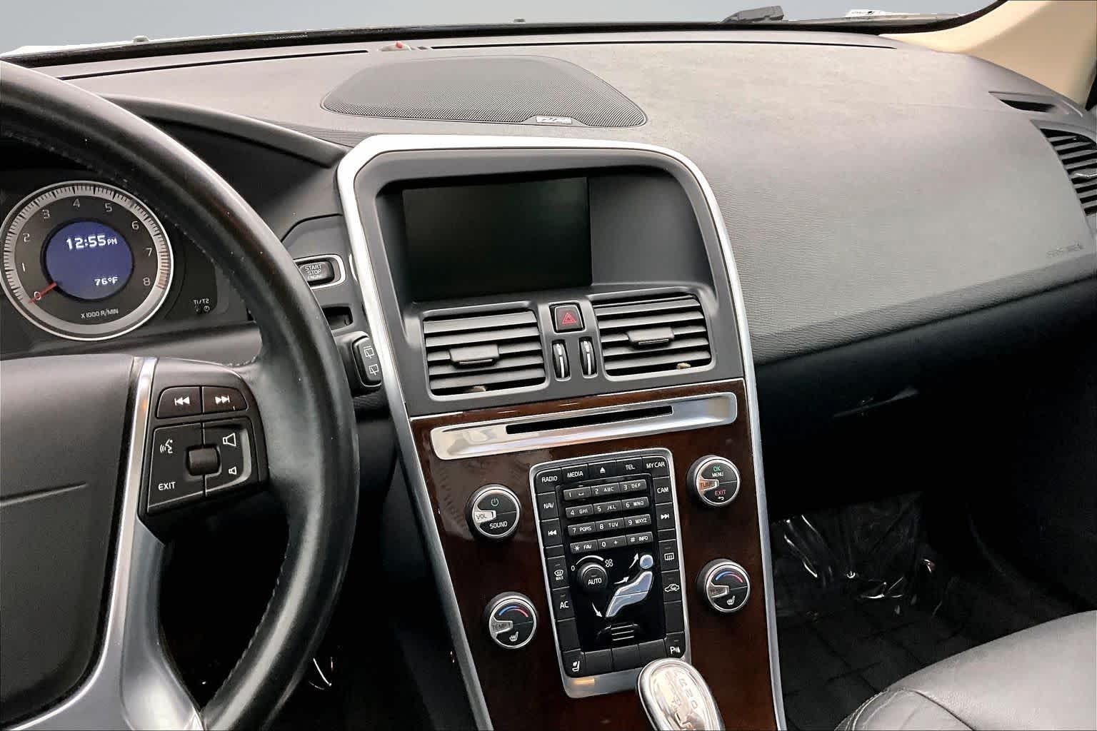 Thumbnail: 2013 Volvo XC60 - 16
