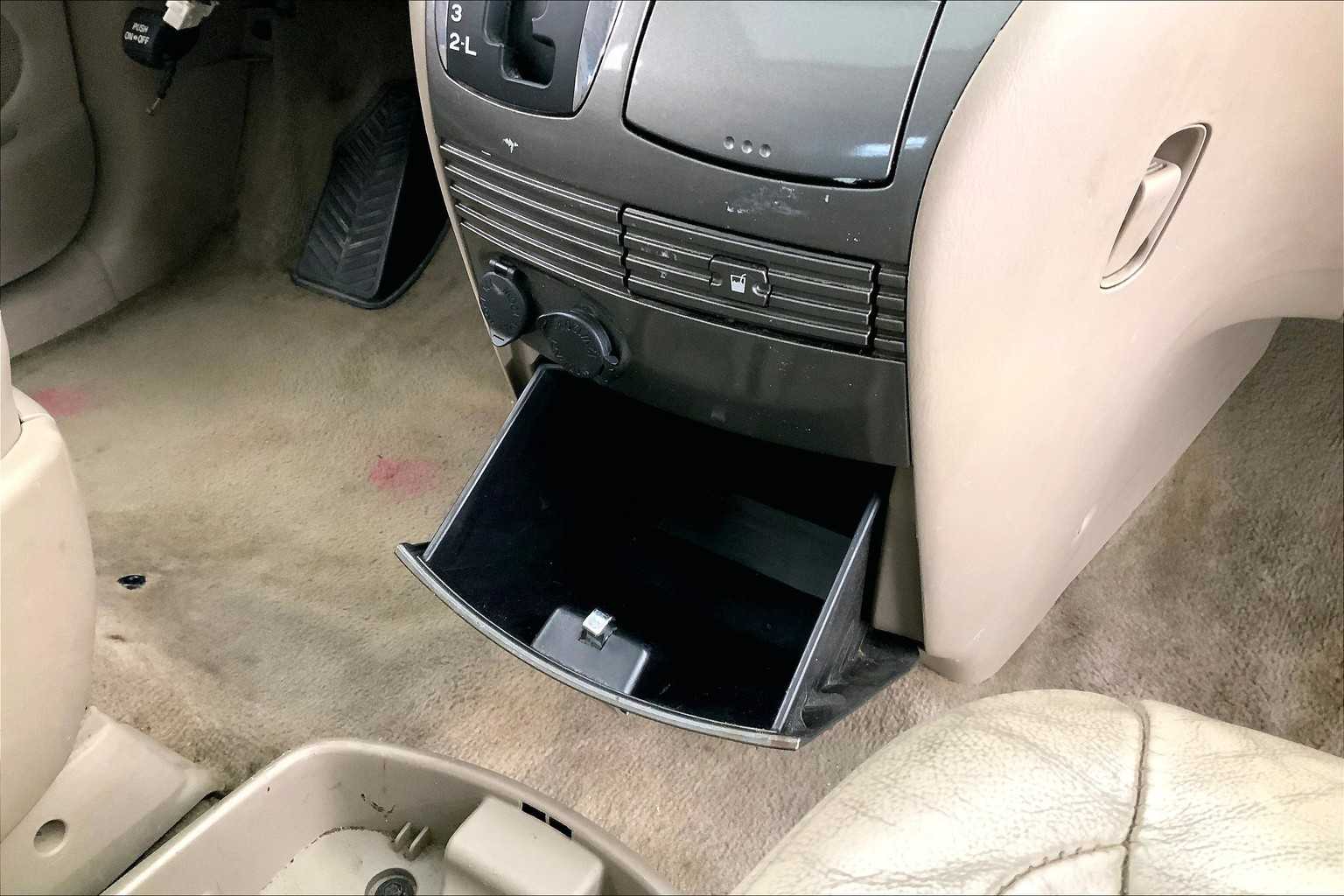 Thumbnail: 2006 Toyota Sienna - 26