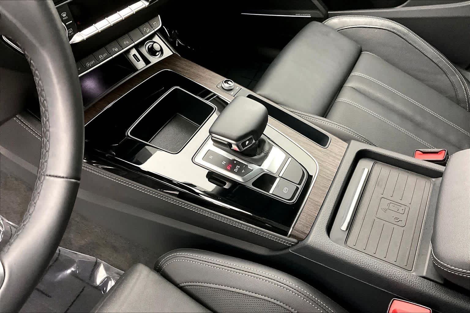 Thumbnail: 2023 Audi Q5 - 17