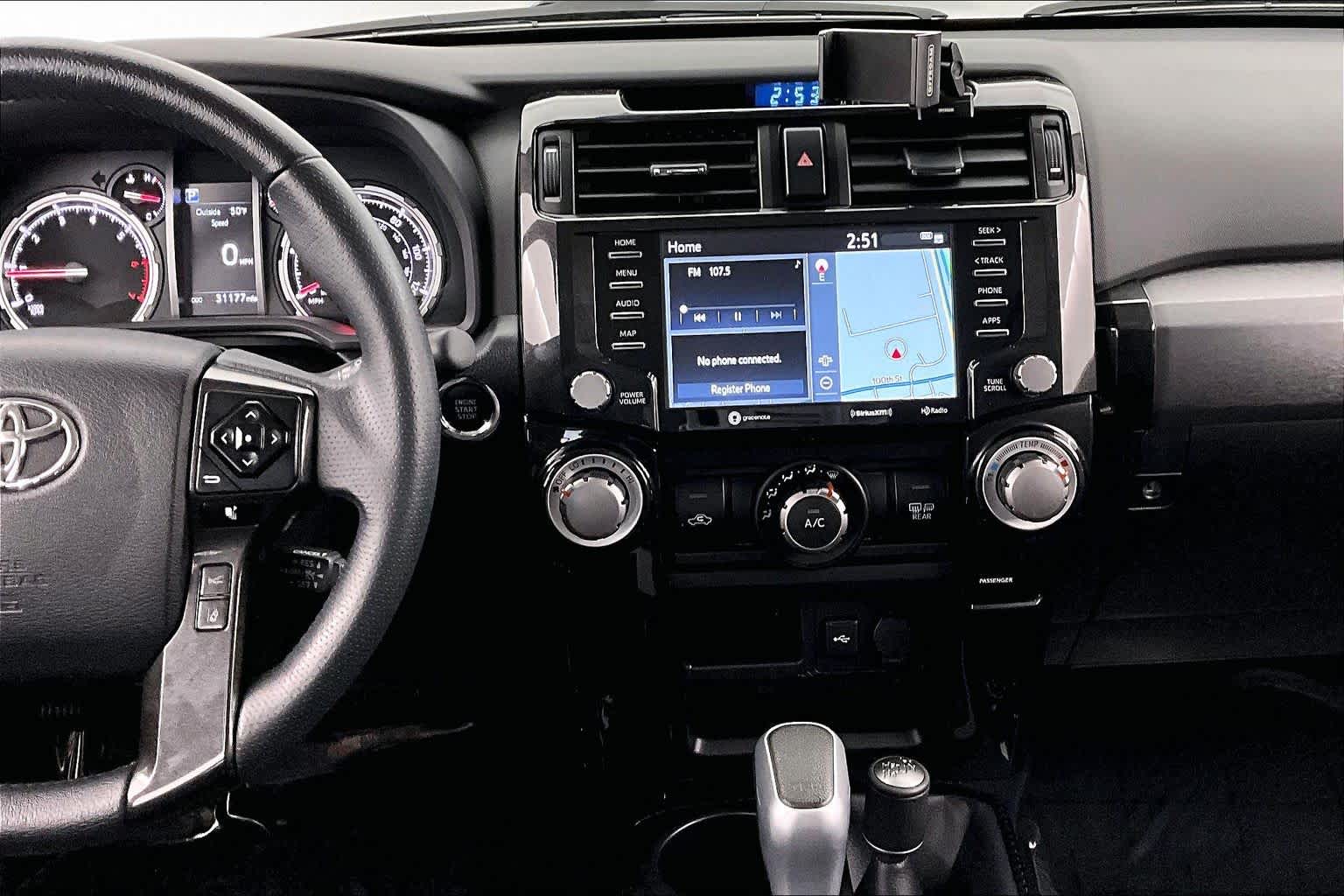 Thumbnail: 2022 Toyota 4Runner - 16