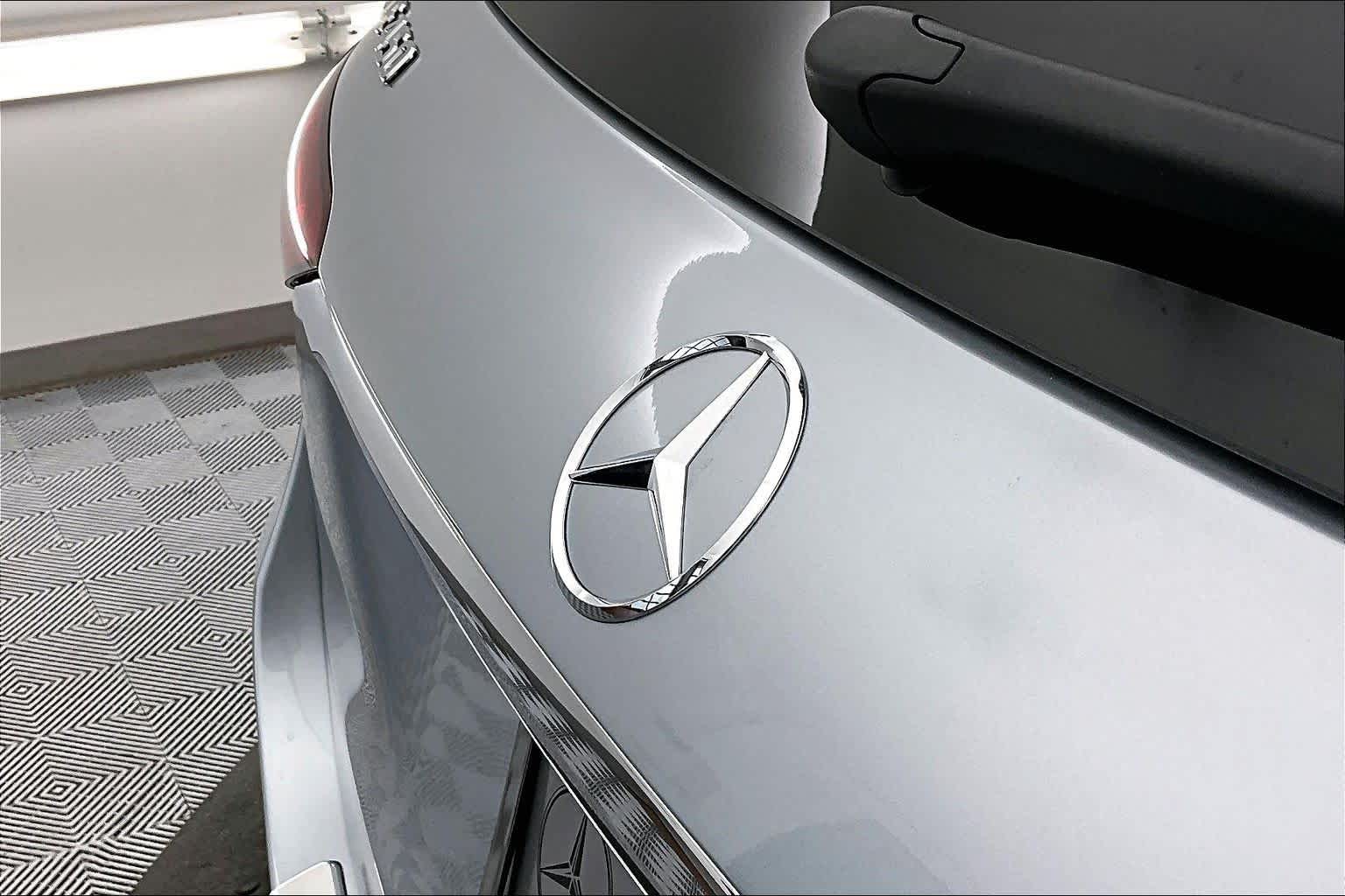 Thumbnail: 2026 Mercedes-Benz GLE - 22