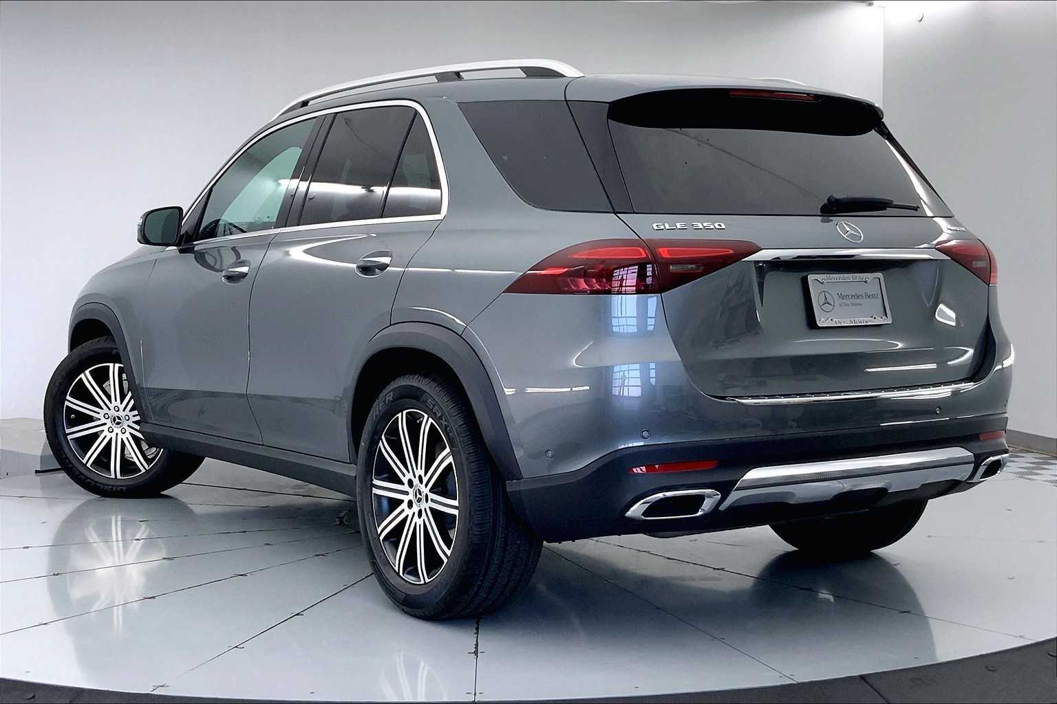 Thumbnail: 2025 Mercedes-Benz GLE - 4