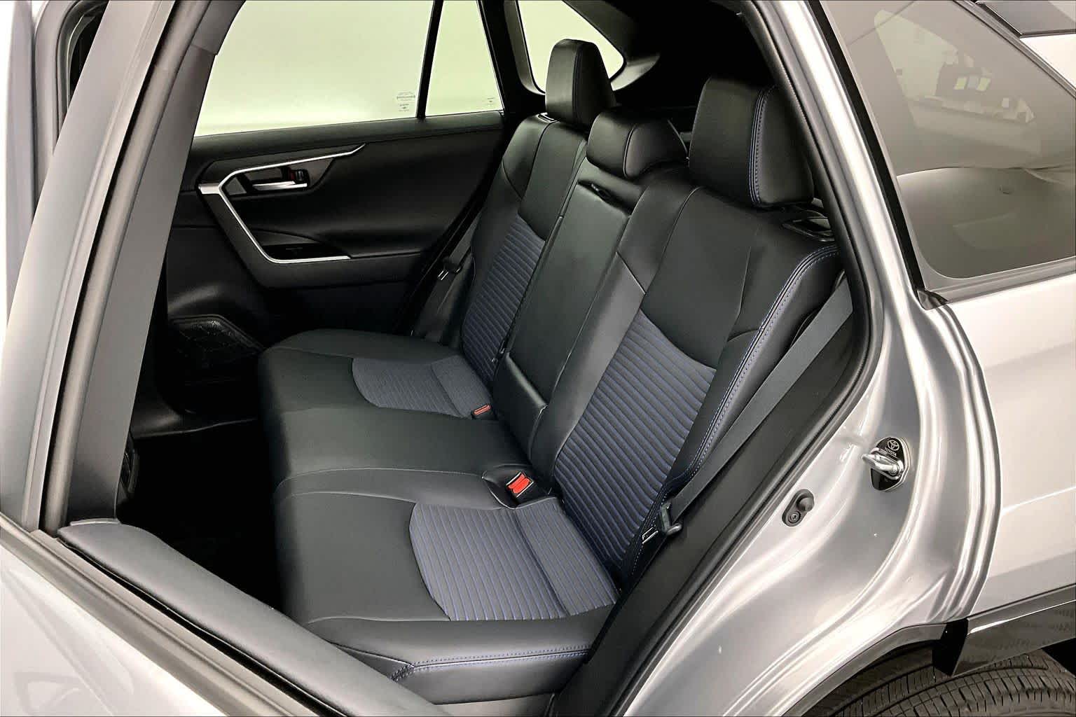 Thumbnail: 2023 Toyota RAV4 - 13