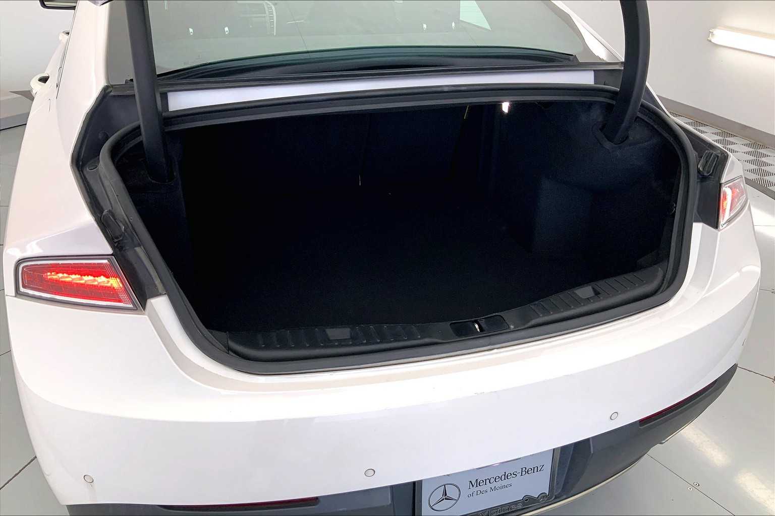 Thumbnail: 2020 Lincoln MKZ - 19