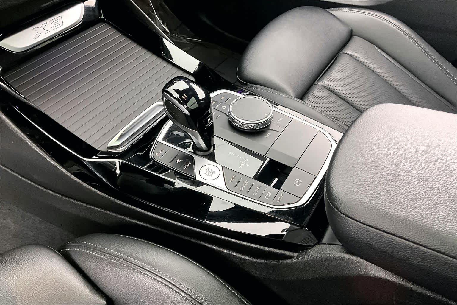 Thumbnail: 2023 BMW X3 - 16