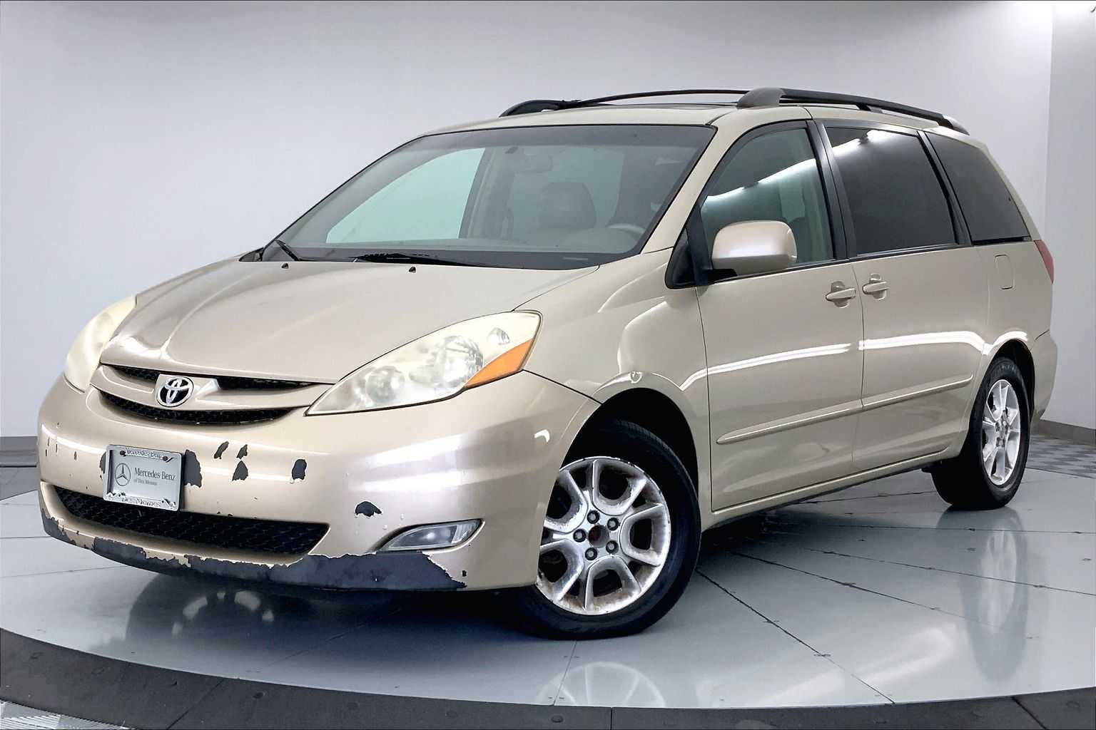 2006 Toyota Sienna XLE -
                  Urbandale, IA