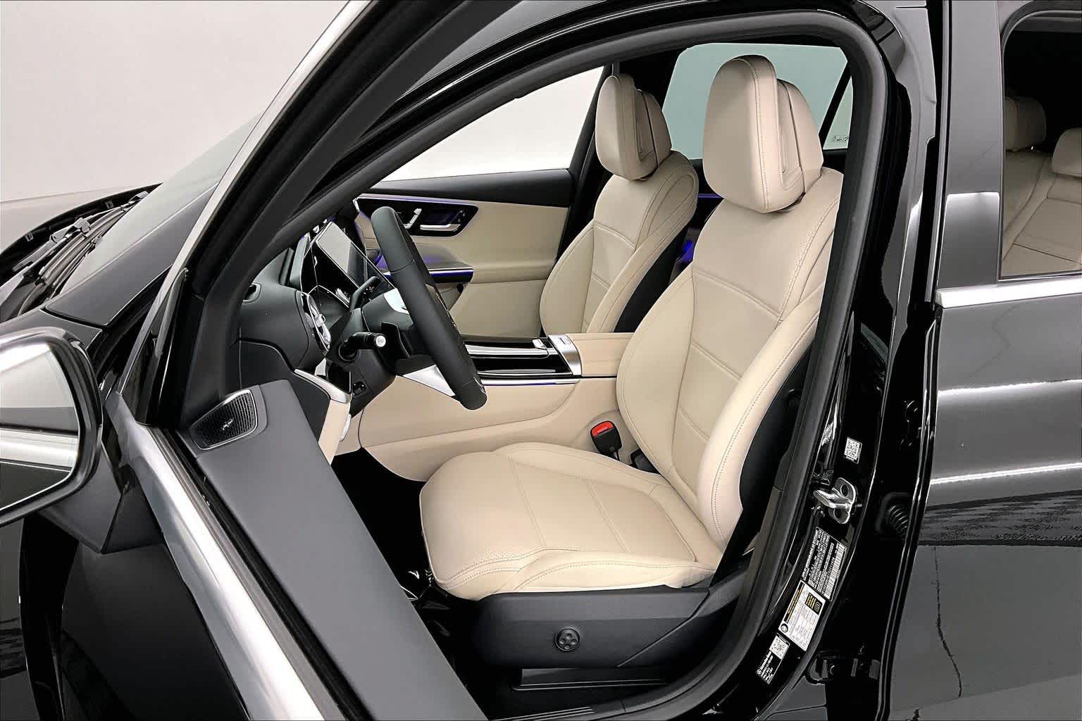 Thumbnail: 2026 Mercedes-Benz GLC - 11