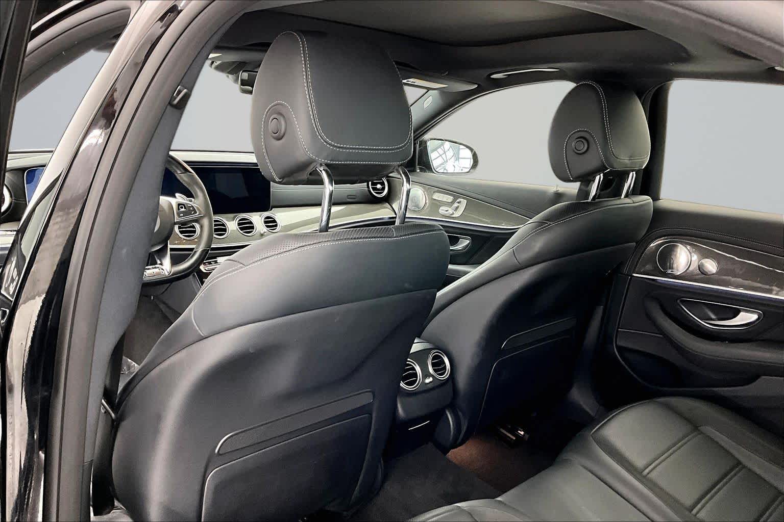 Thumbnail: 2017 Mercedes-Benz E-Class - 12