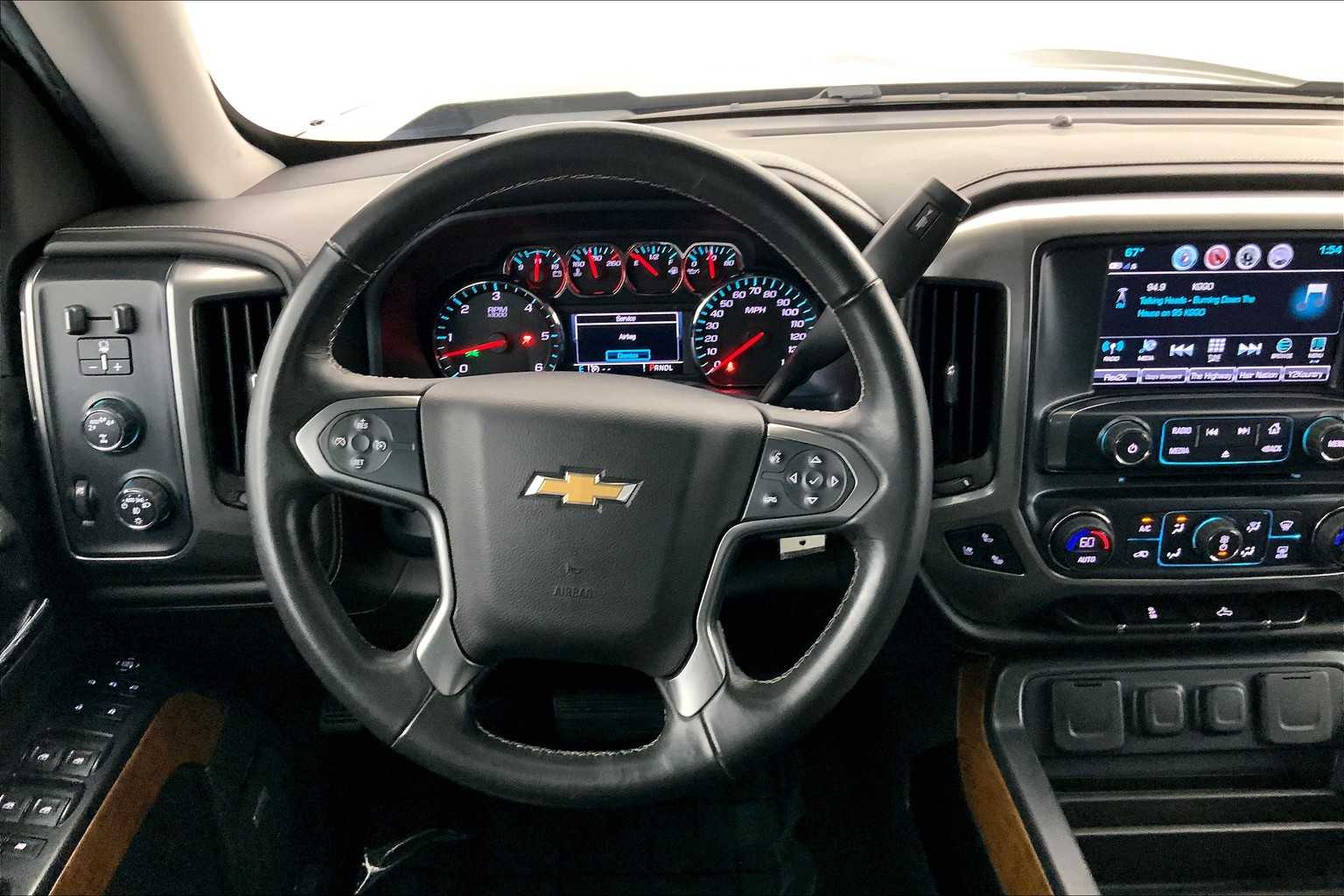 Thumbnail: 2017 Chevrolet Silverado 1500 - 2