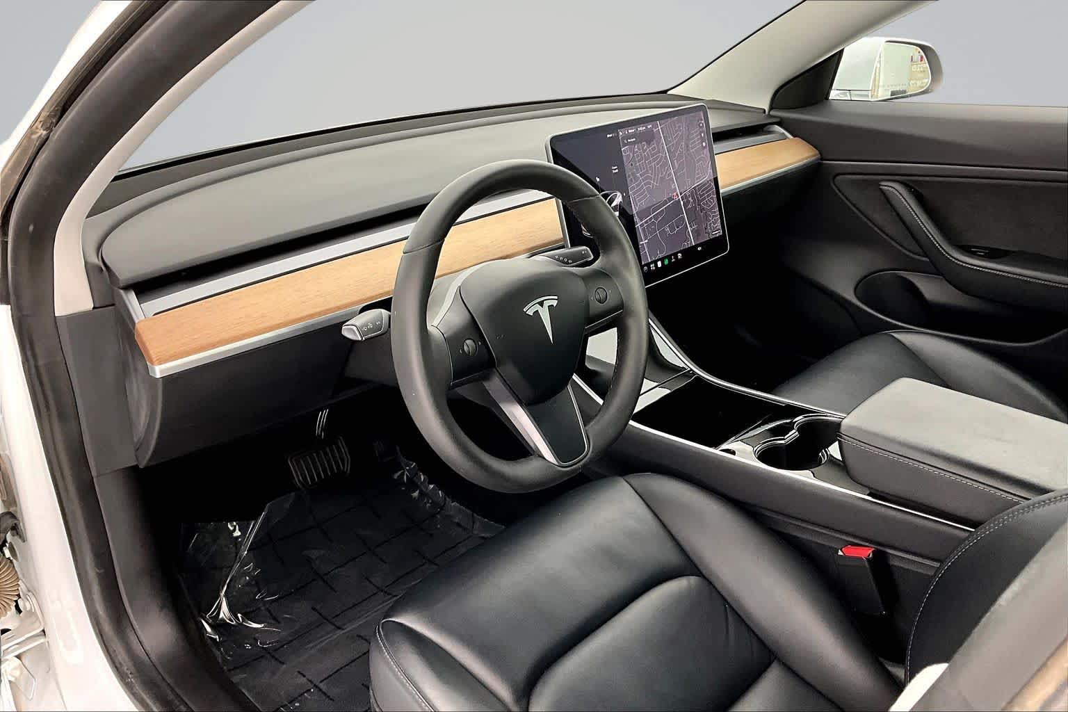 Thumbnail: 2020 Tesla Model 3 - 2