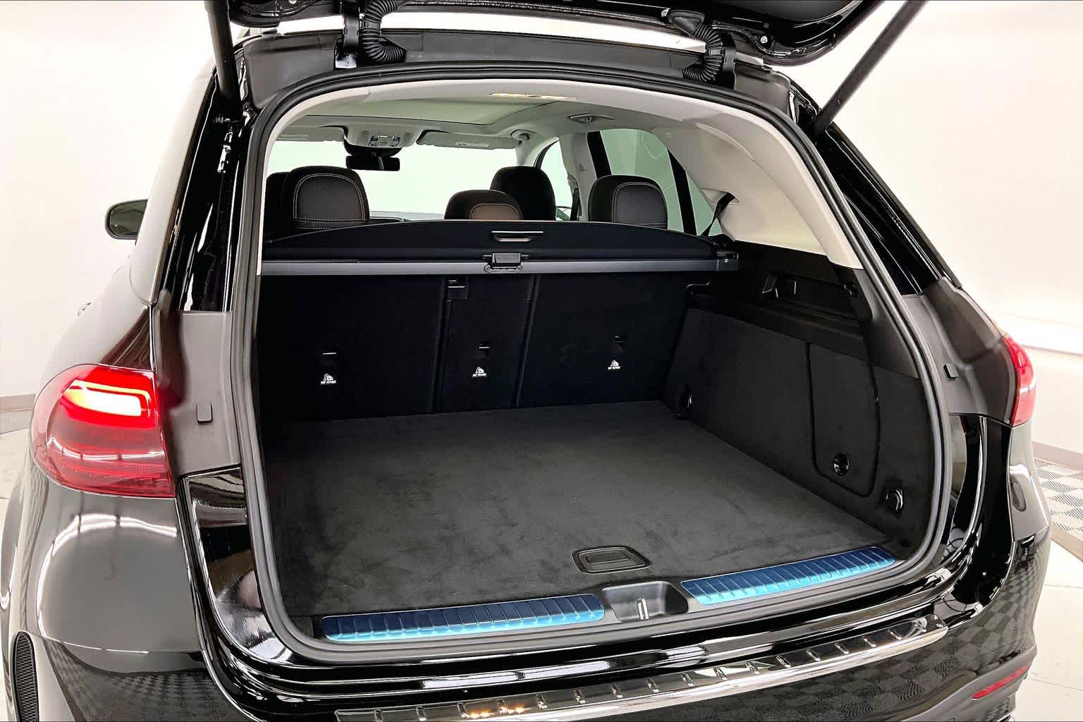 Thumbnail: 2026 Mercedes-Benz GLE - 19