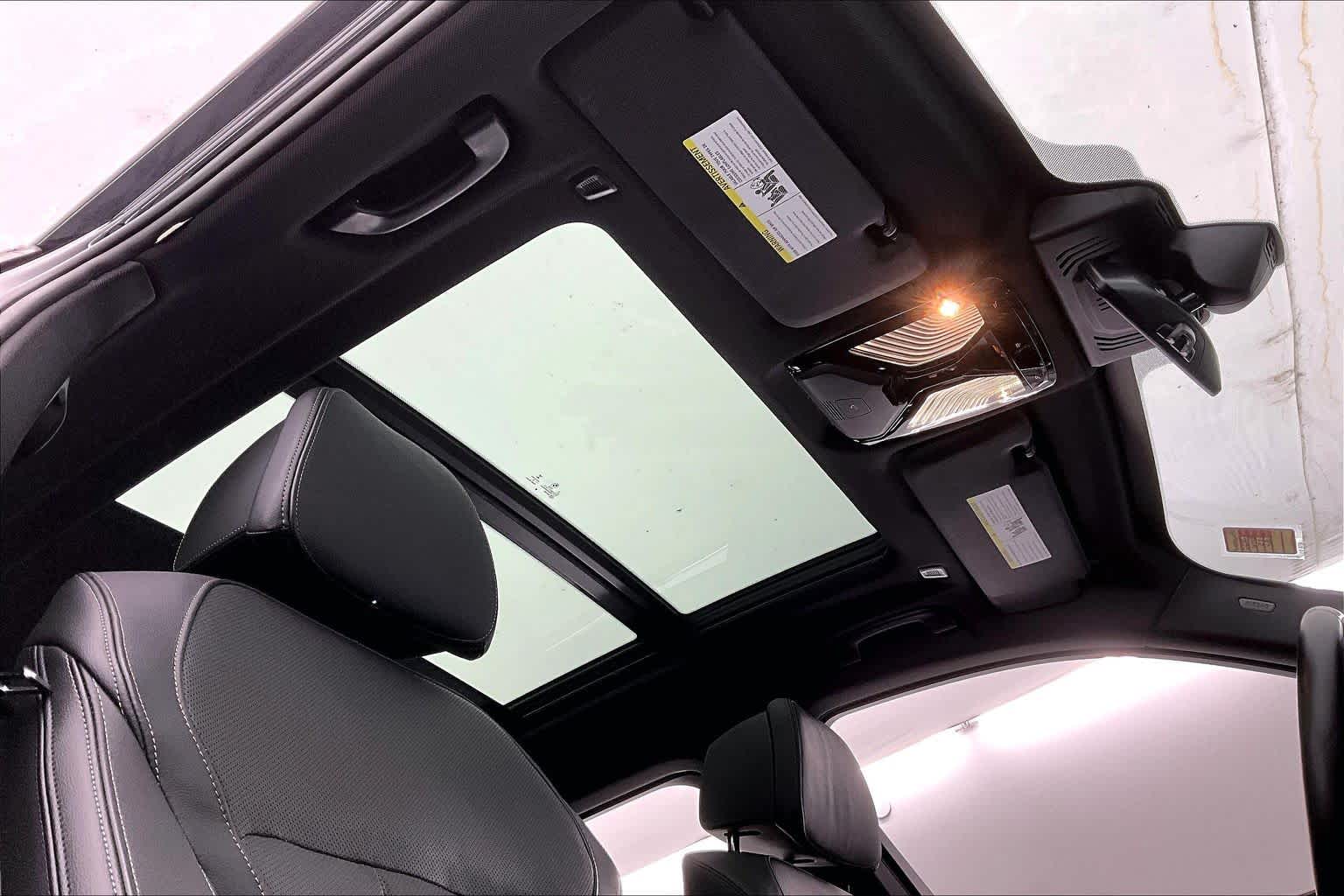 Thumbnail: 2022 BMW X5 - 22