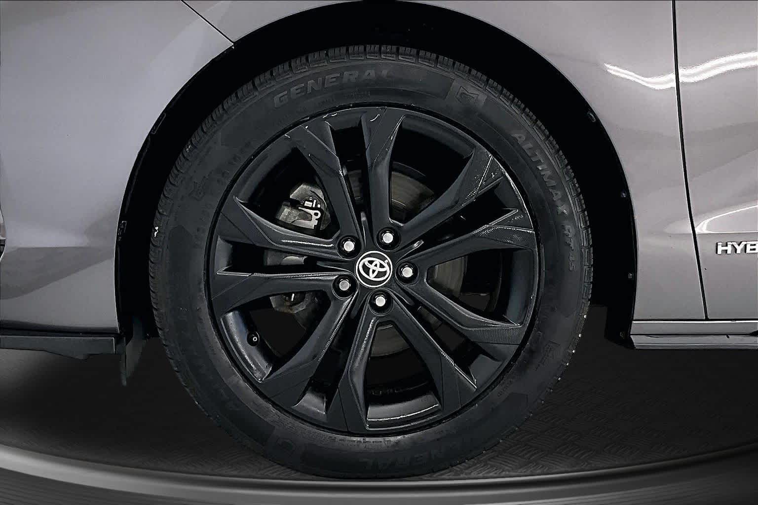 Thumbnail: 2021 Toyota Sienna - 7