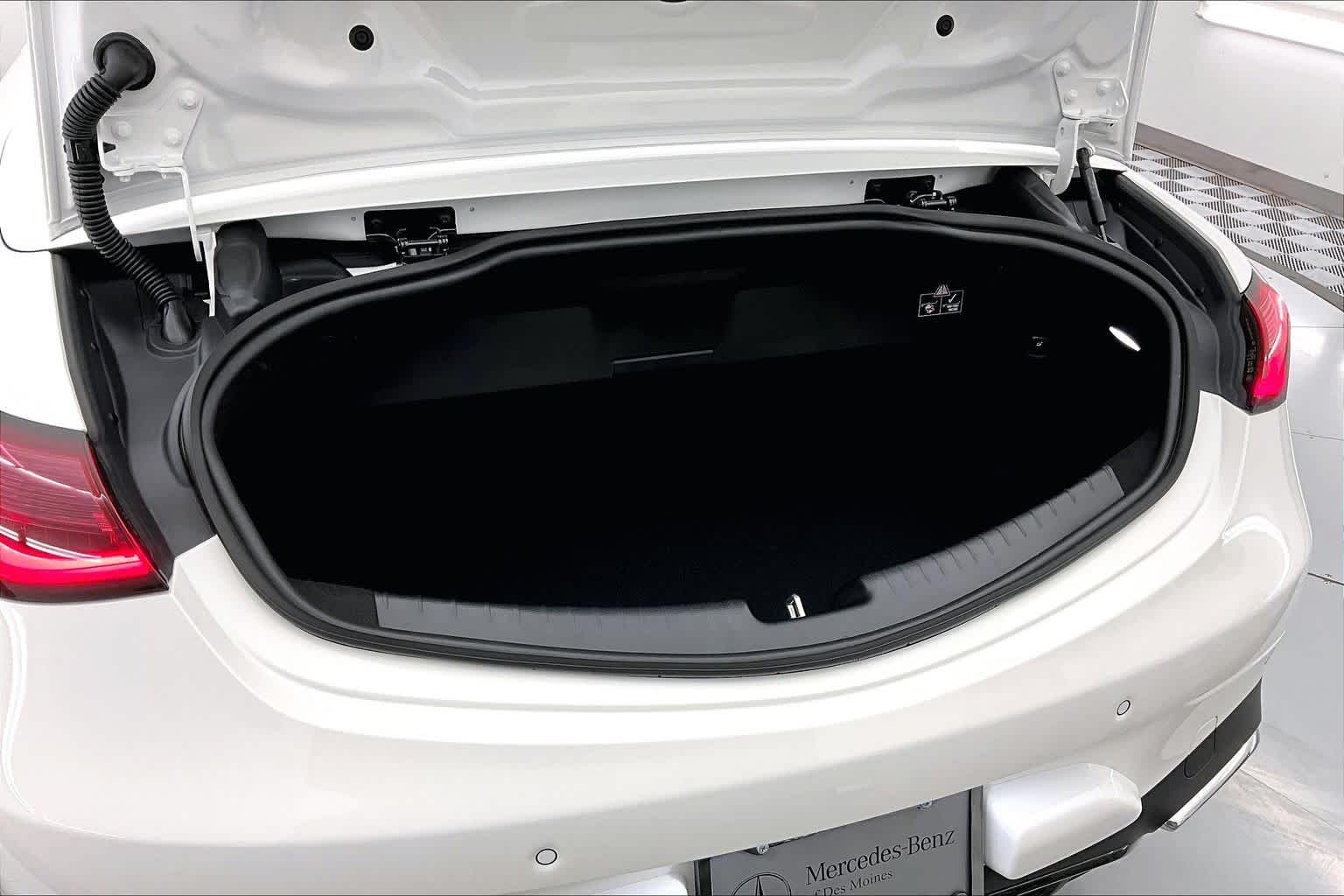 Thumbnail: 2026 Mercedes-Benz CLE - 19