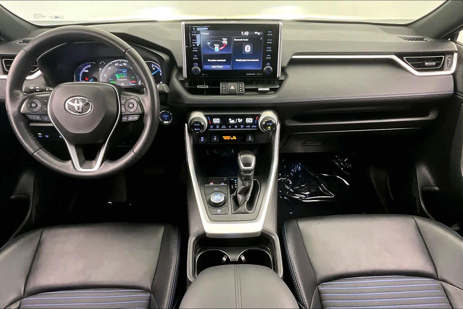 Thumbnail: 2020 Toyota RAV4 - 10