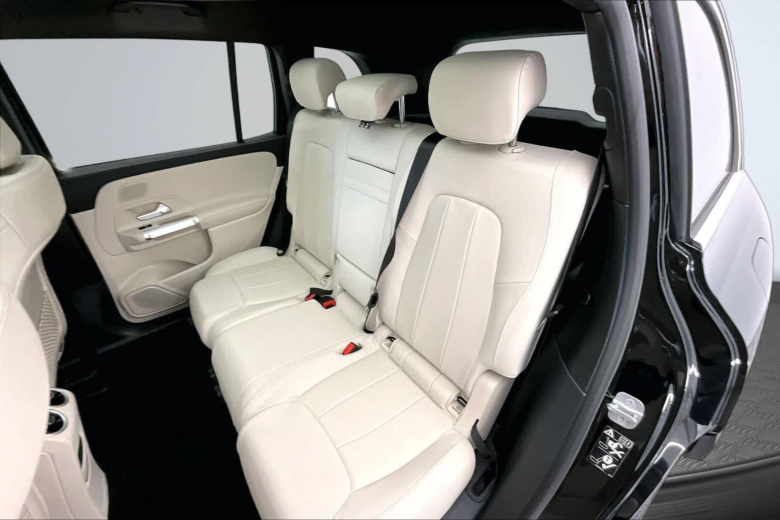 Thumbnail: 2026 Mercedes-Benz GLB - 13