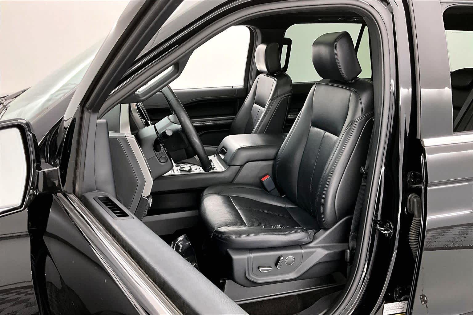 Thumbnail: 2019 Ford Expedition - 11