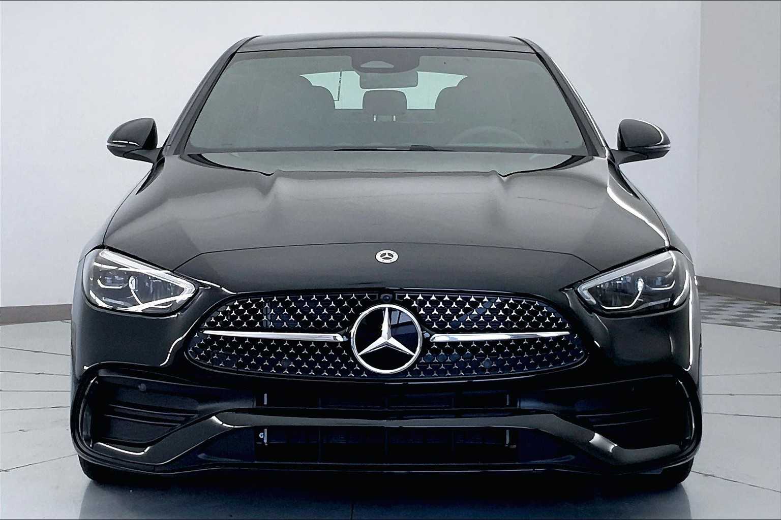 Thumbnail: 2025 Mercedes-Benz C-Class - 6