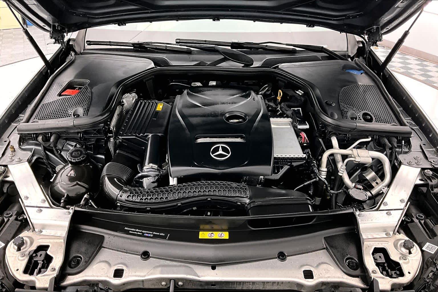 Thumbnail: 2019 Mercedes-Benz E-Class - 9