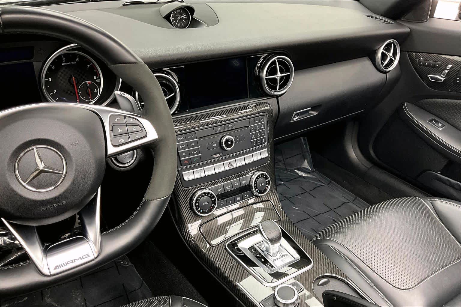 Thumbnail: 2020 Mercedes-Benz SL-Class - 16