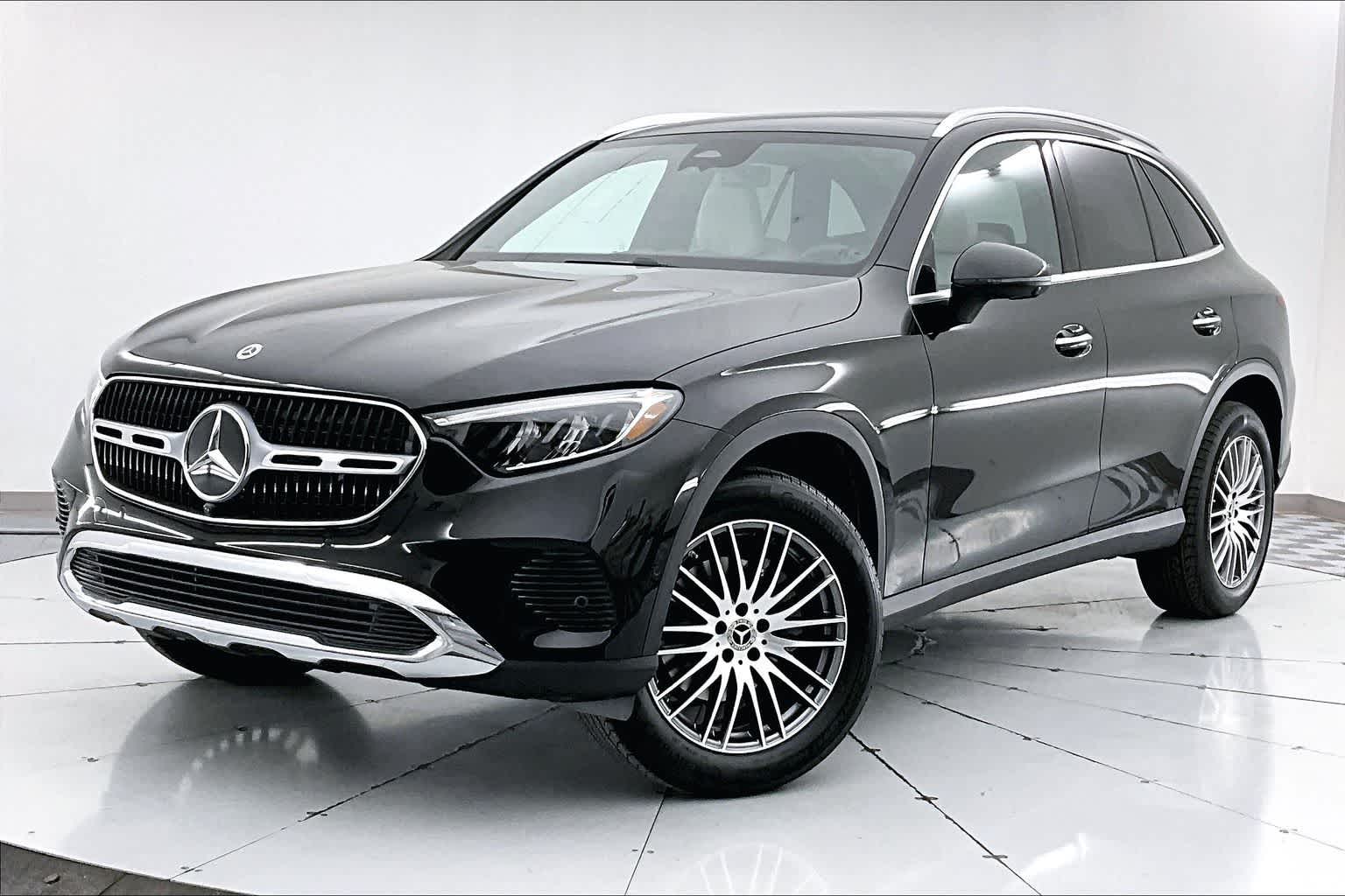 Thumbnail: 2026 Mercedes-Benz GLC - 1