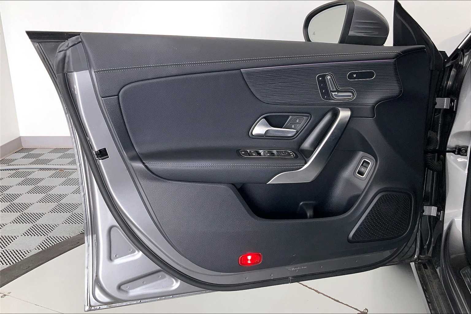 Thumbnail: 2024 Mercedes-Benz CLA - 22