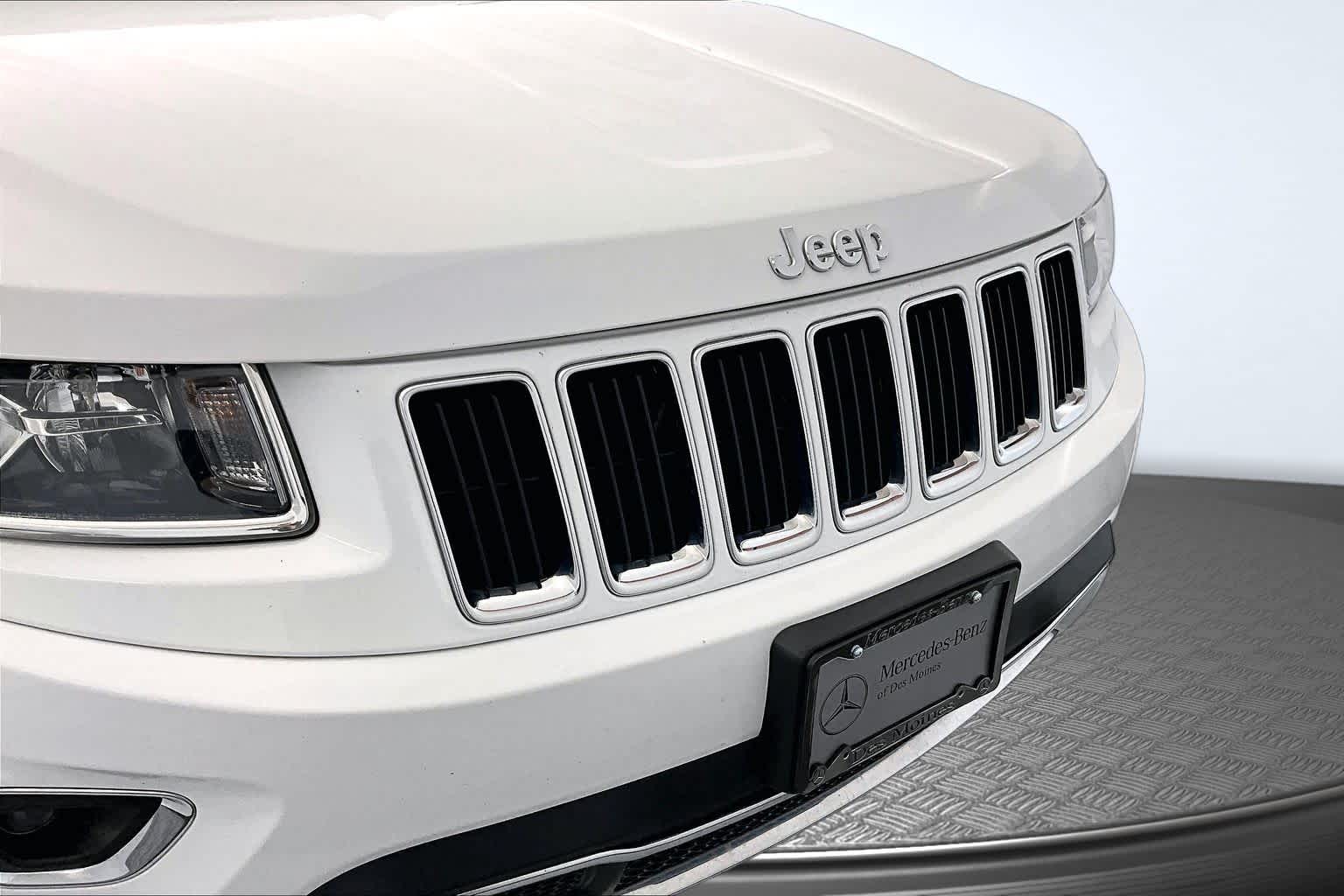 Thumbnail: 2015 Jeep Grand Cherokee - 26