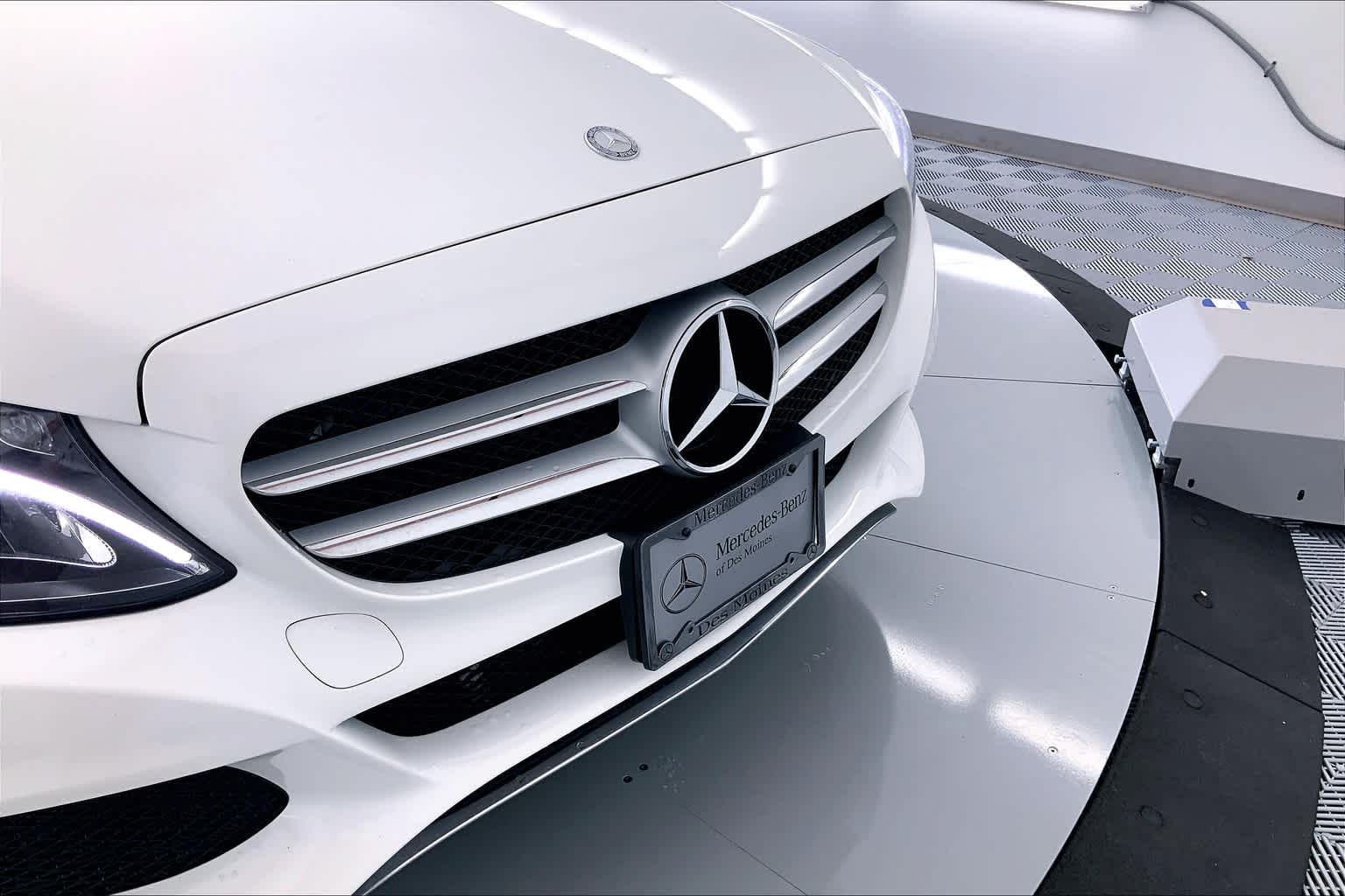 Thumbnail: 2015 Mercedes-Benz C-Class - 27