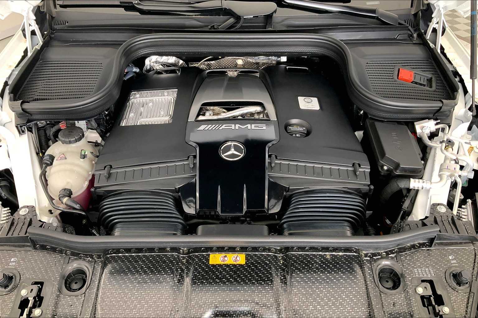 Thumbnail: 2025 Mercedes-Benz GL-Class - 9