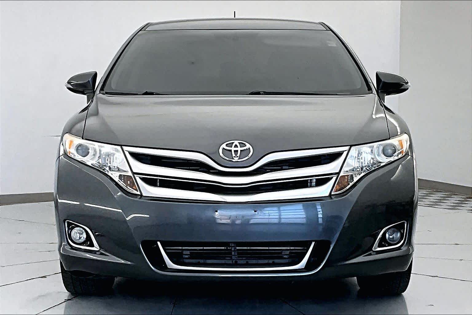 Thumbnail: 2015 Toyota Venza - 6