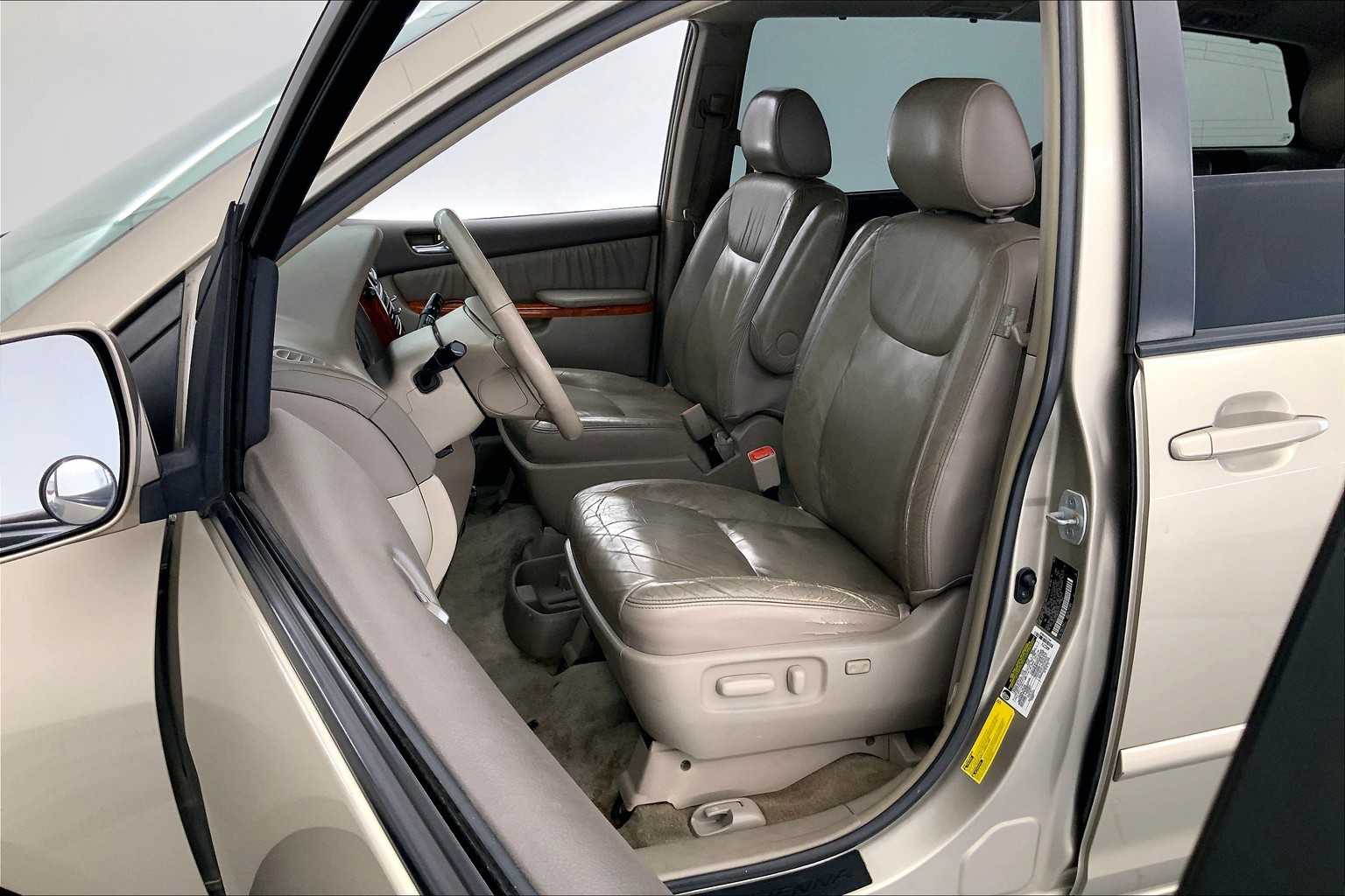Thumbnail: 2006 Toyota Sienna - 10