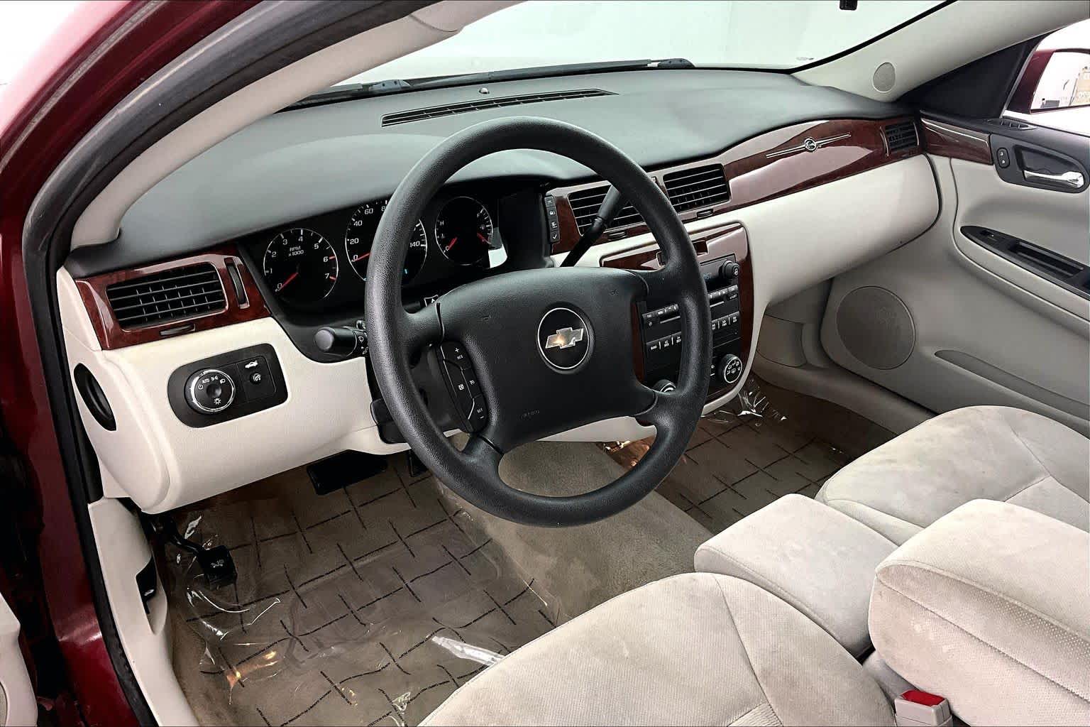 Thumbnail: 2008 Chevrolet Impala - 2