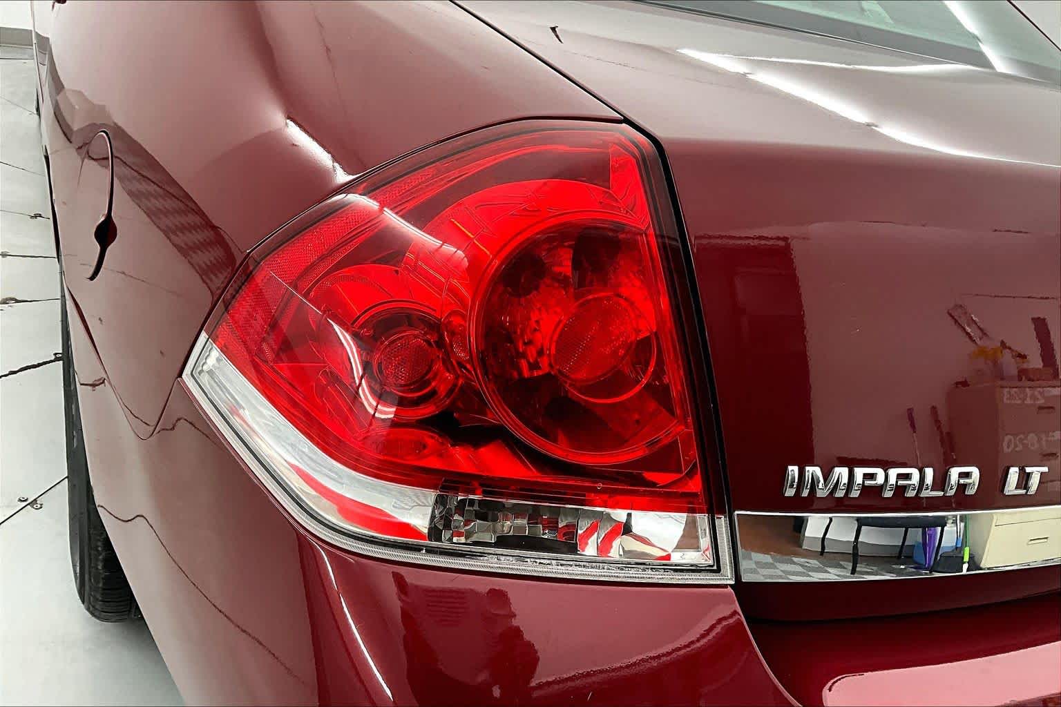 Thumbnail: 2008 Chevrolet Impala - 23