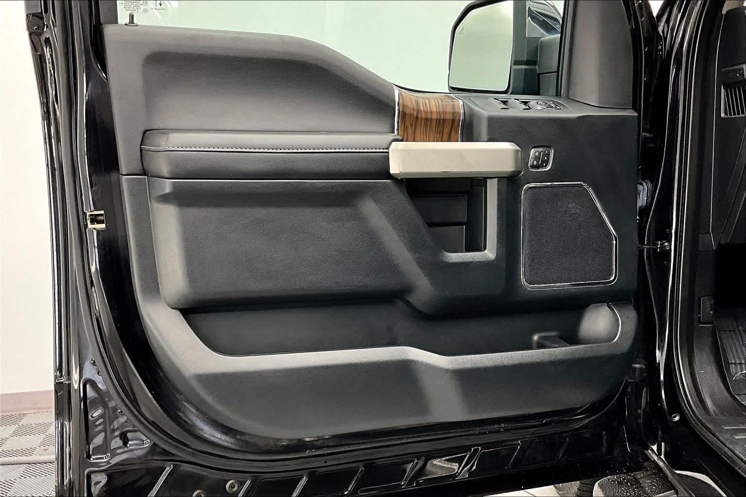 Thumbnail: 2020 Ford F-150 - 23