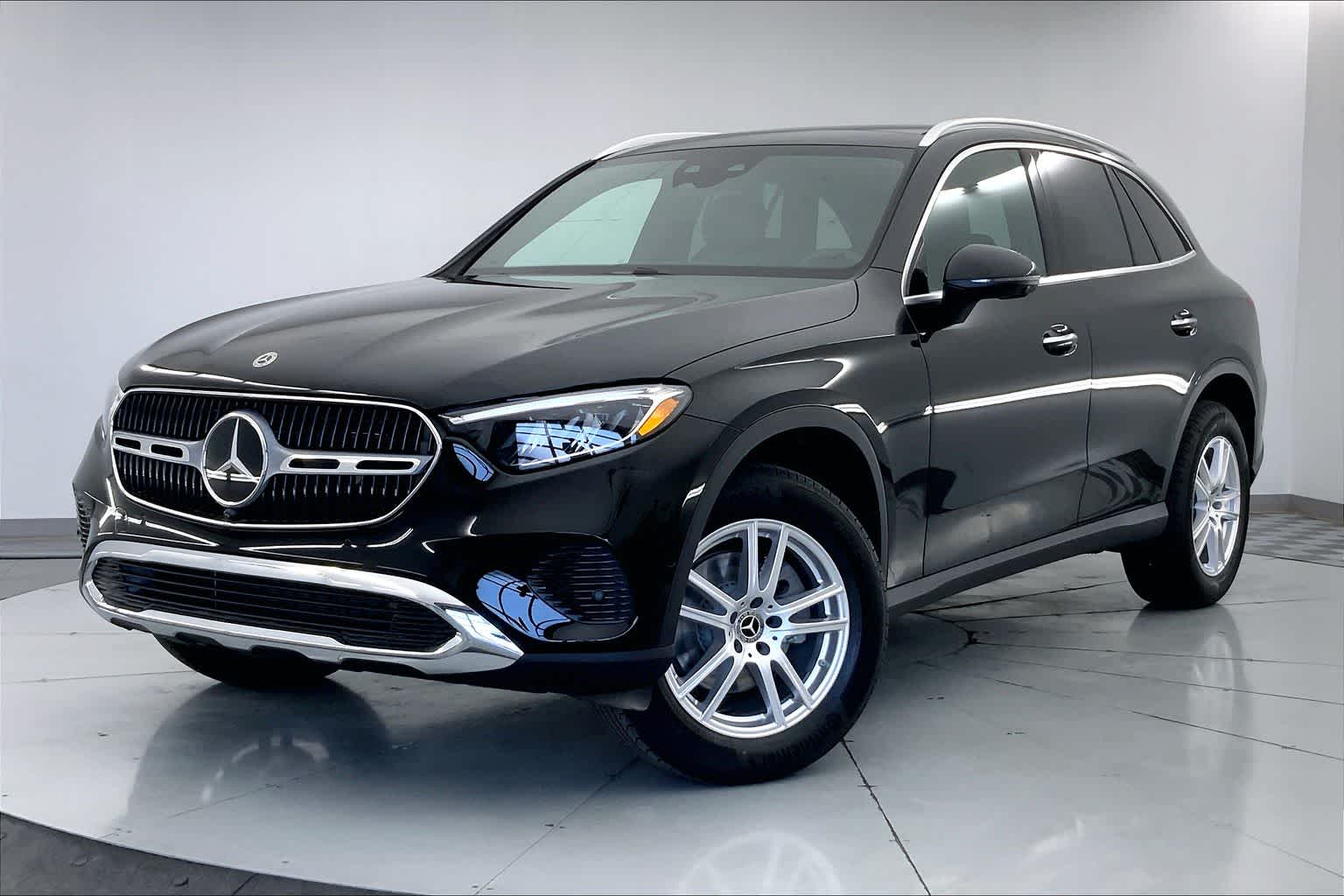 2025 Mercedes-Benz GLC 300 -
                  Urbandale, IA