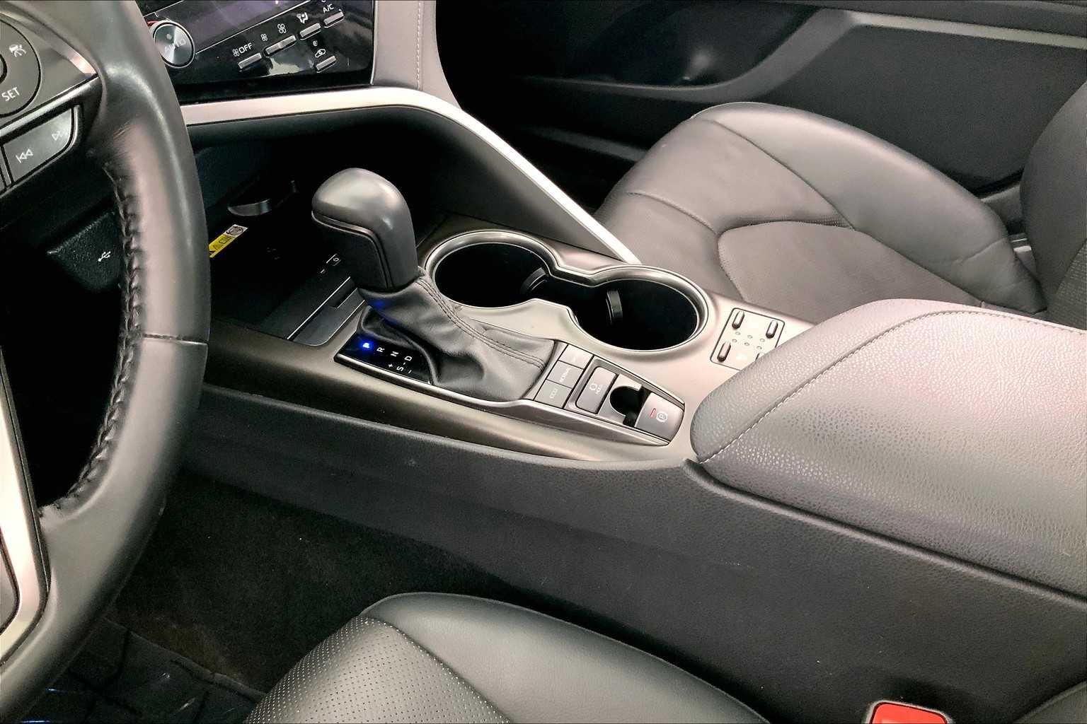 Thumbnail: 2024 Toyota Camry - 17