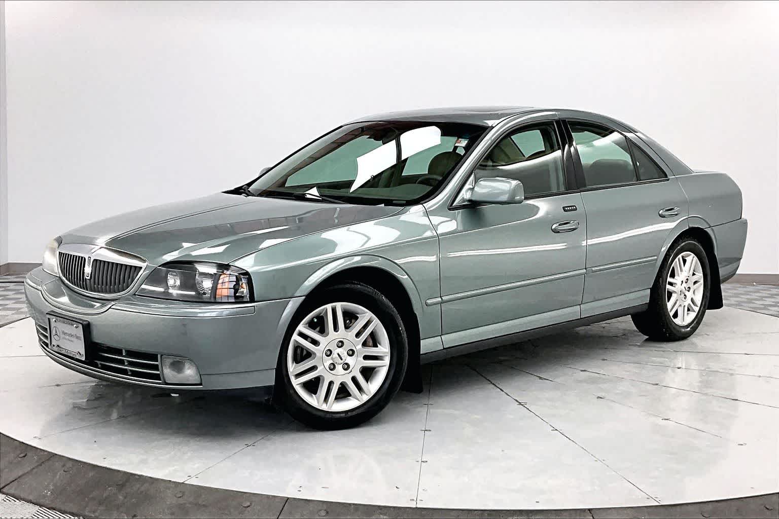 2005 Lincoln LS  -
                  Urbandale, IA