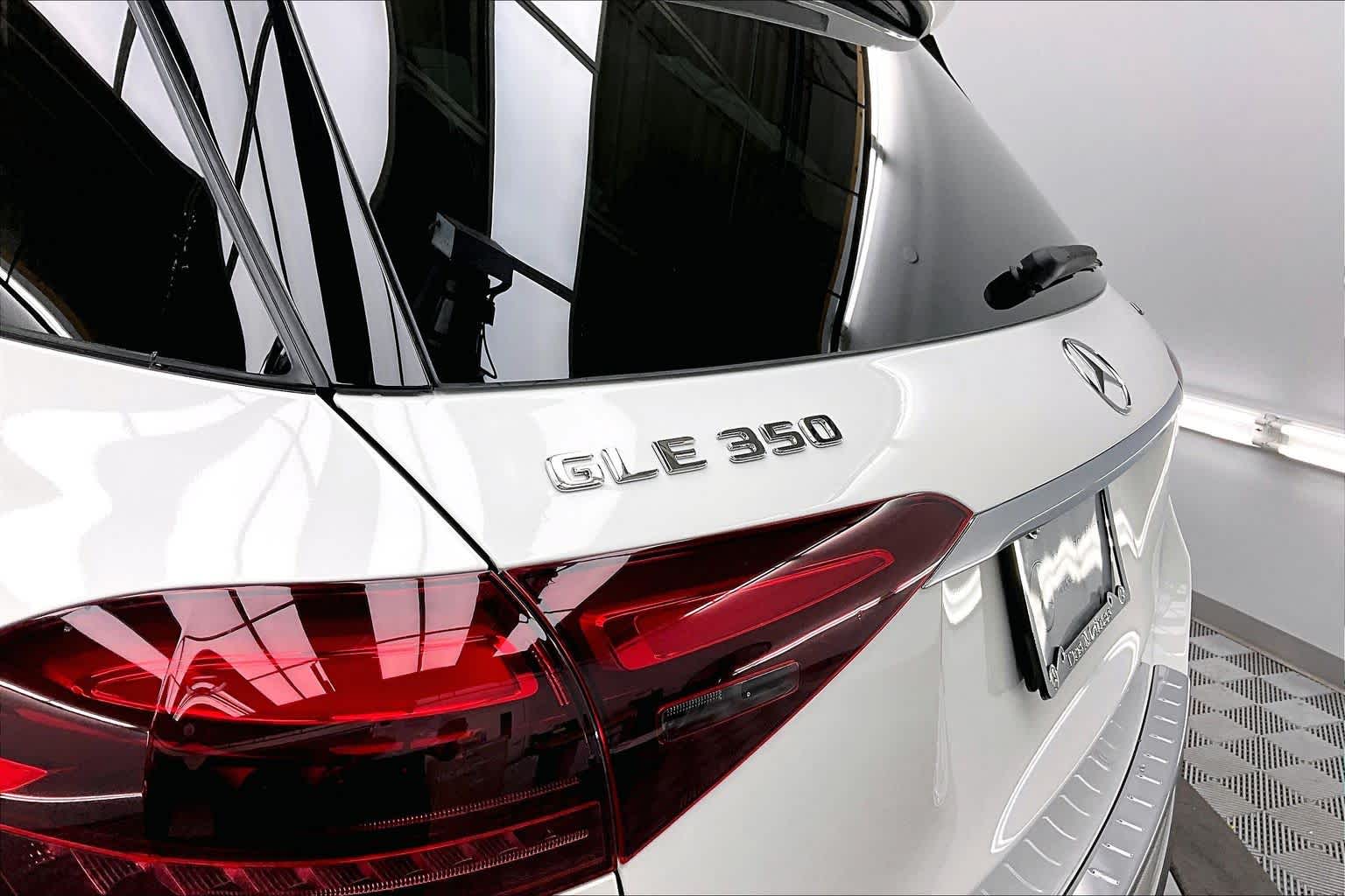 Thumbnail: 2026 Mercedes-Benz GLE - 7