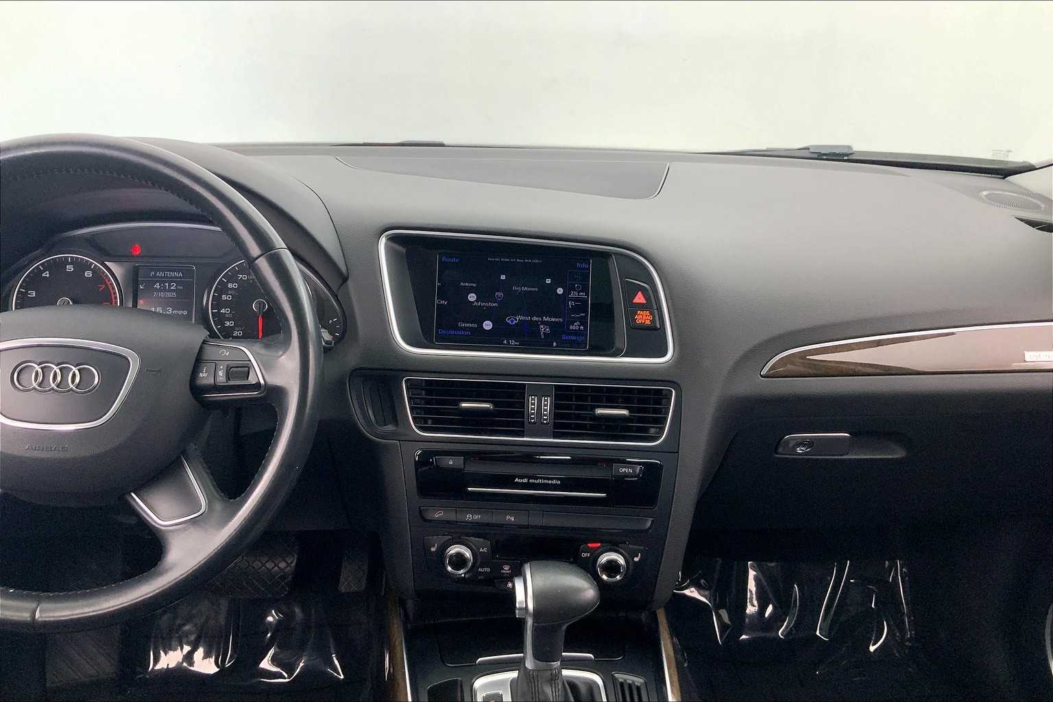 Thumbnail: 2015 Audi Q5 - 16
