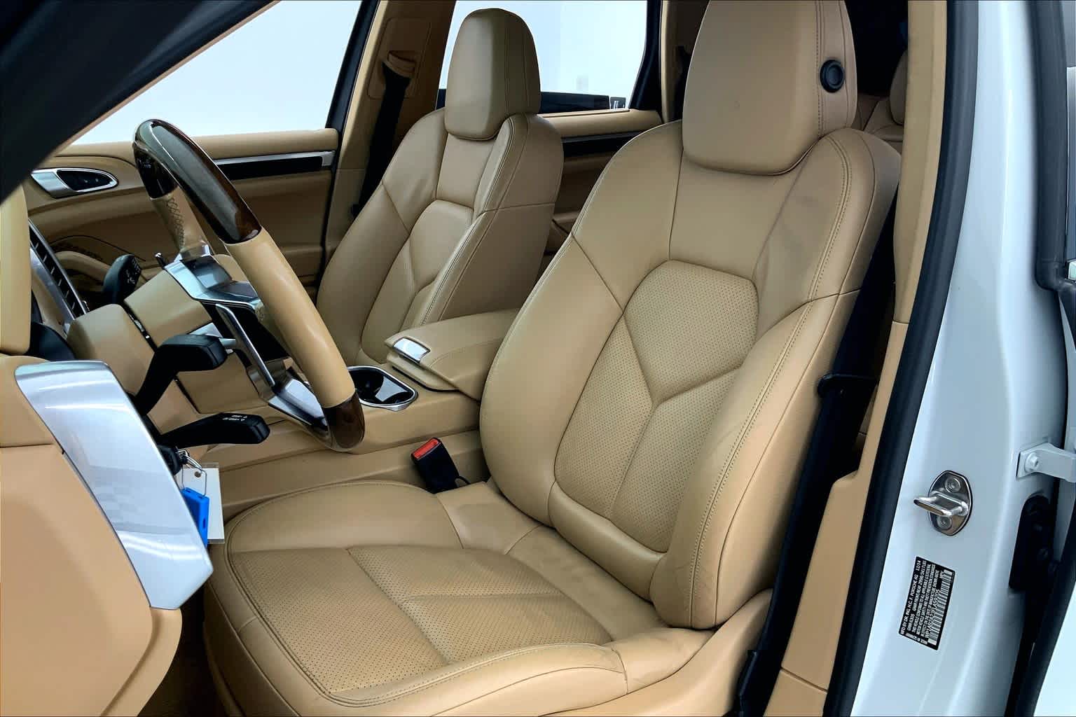 Thumbnail: 2015 Porsche Cayenne - 11