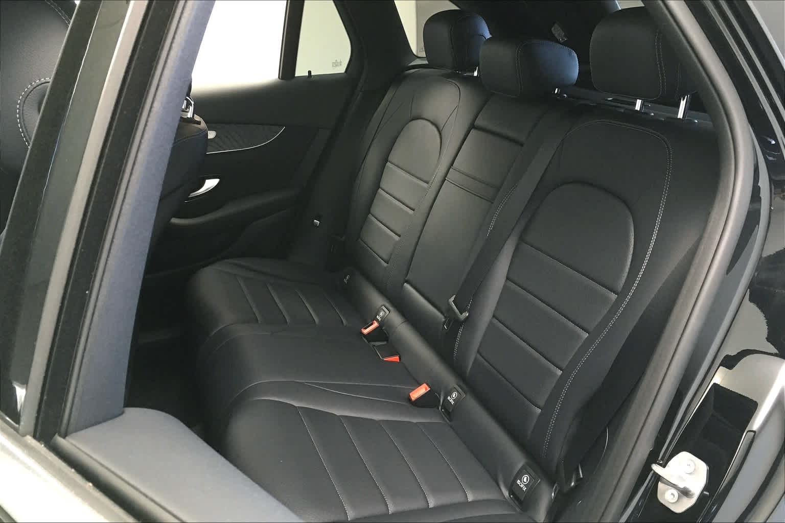 Thumbnail: 2018 Mercedes-Benz GLC - 24