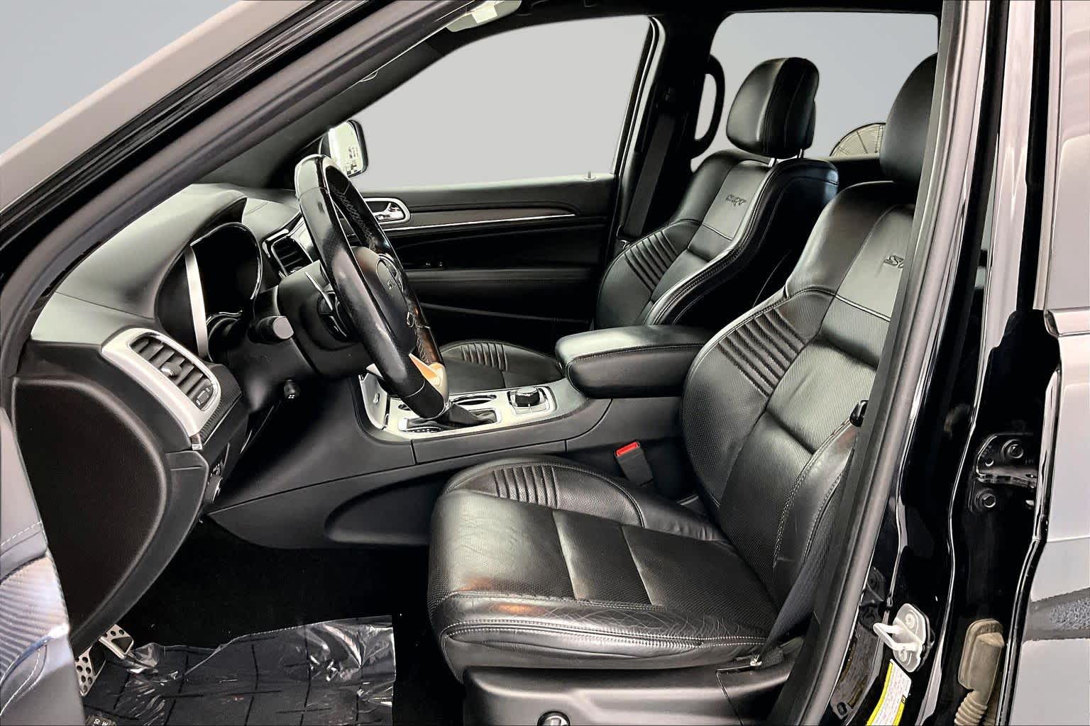 Thumbnail: 2019 Jeep Grand Cherokee - 11