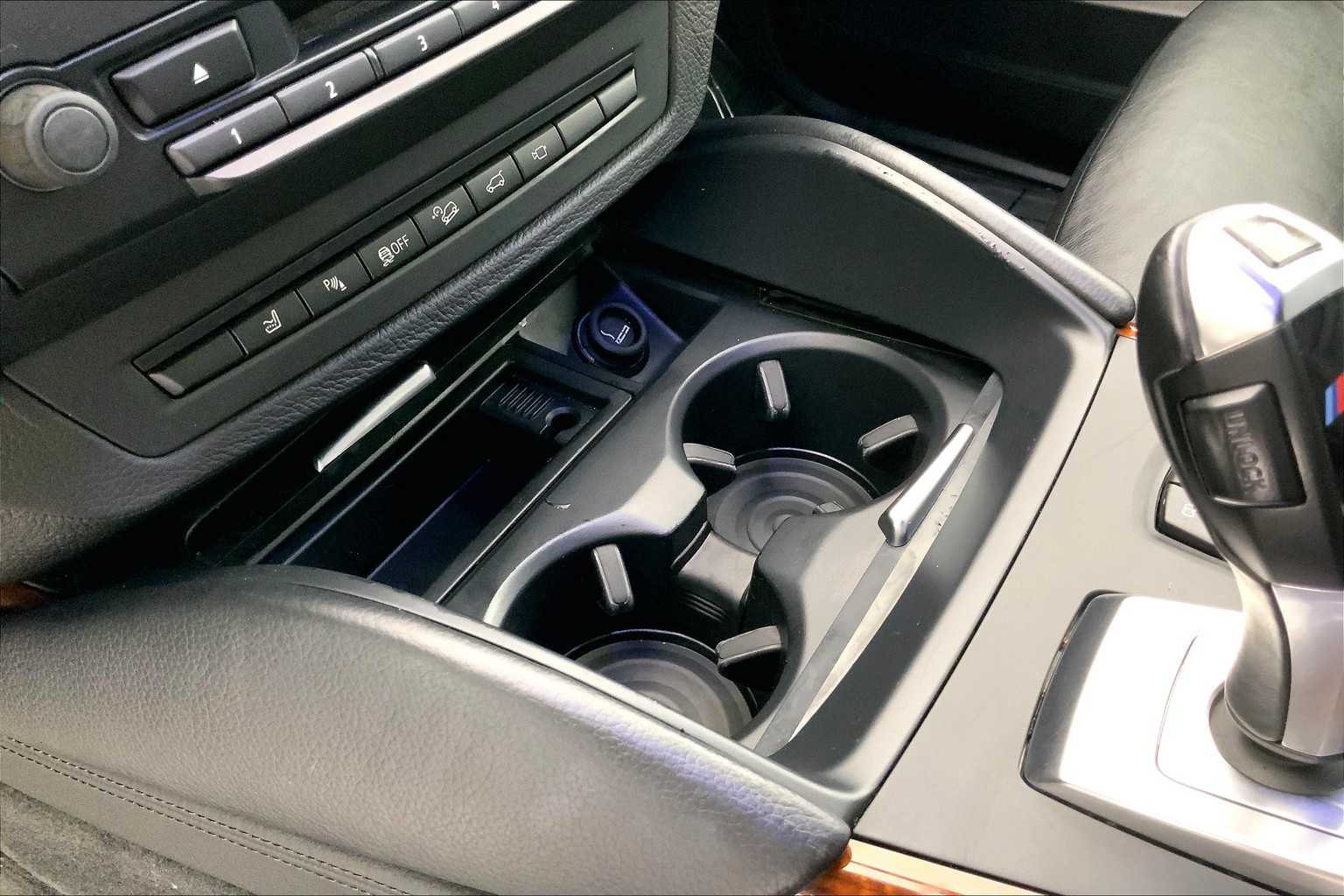 Thumbnail: 2012 BMW X6 - 27