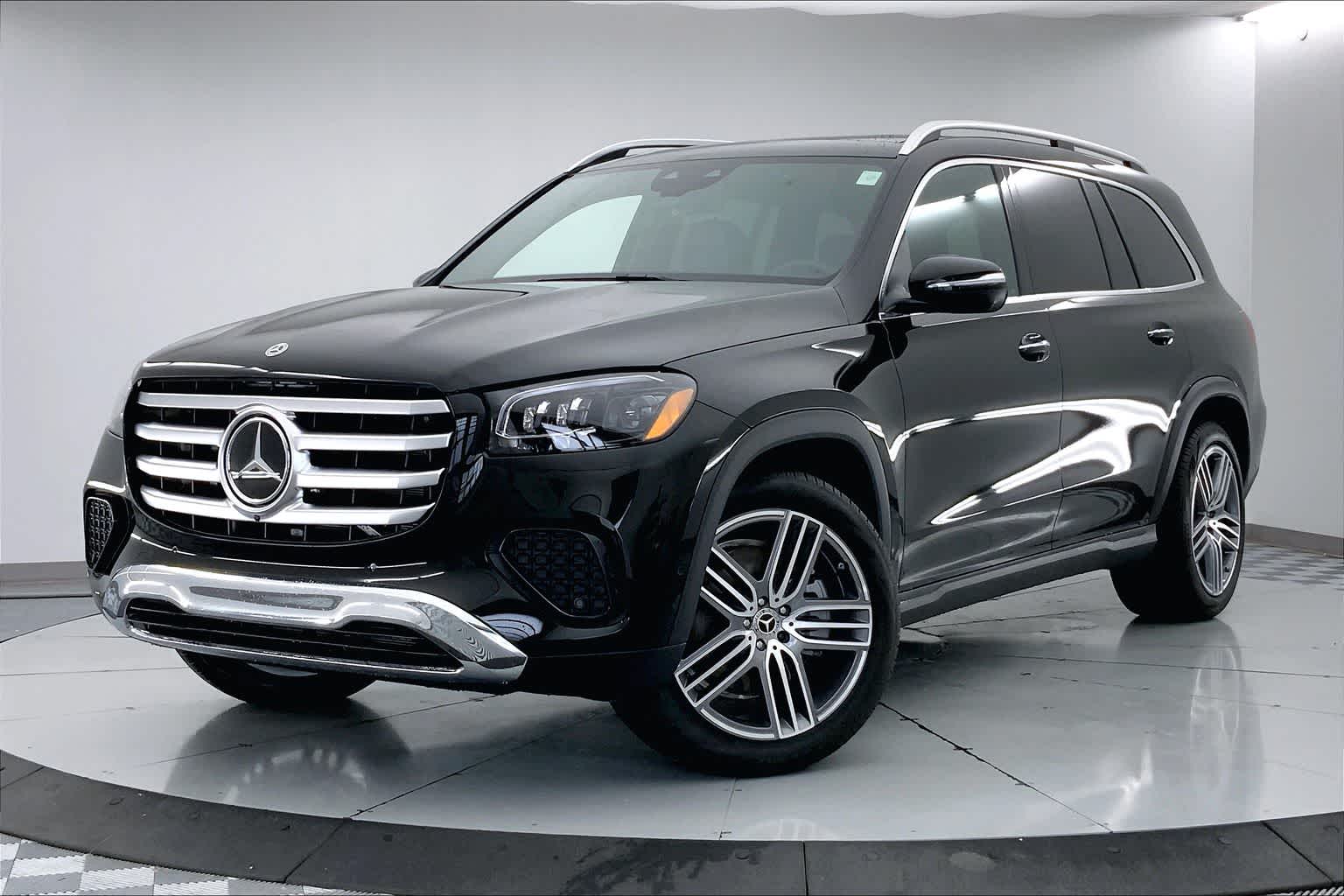 2025 Mercedes-Benz GLS 450 4MATIC -
                  Urbandale, IA