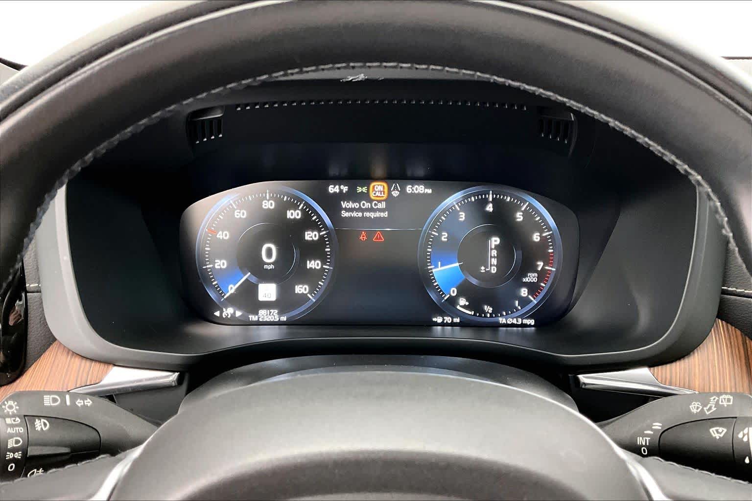 Thumbnail: 2019 Volvo XC60 - 18
