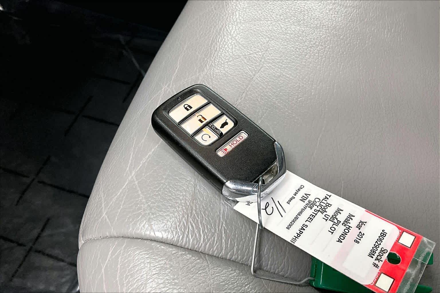 Thumbnail: 2018 Honda Pilot - 20