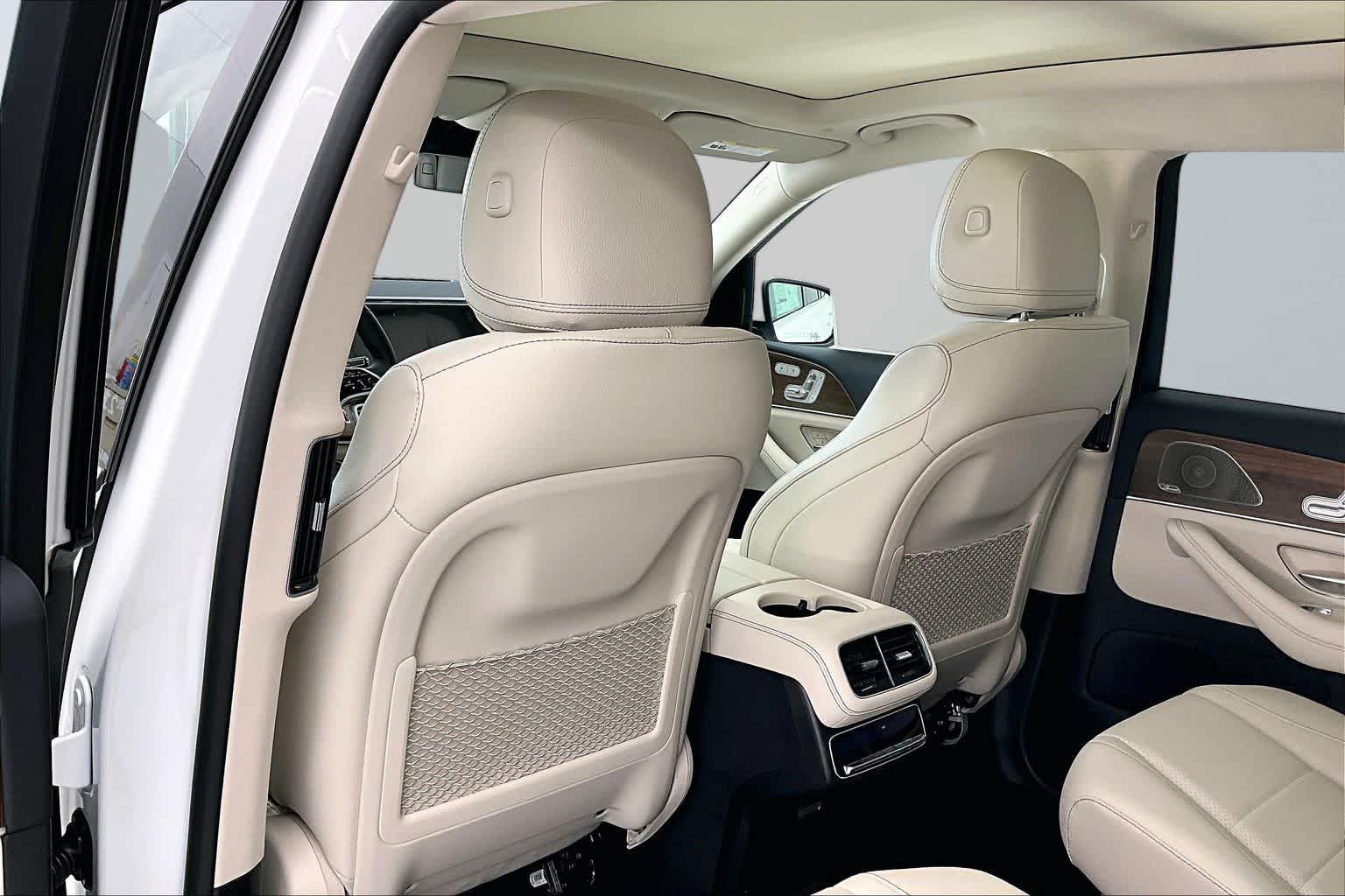 Thumbnail: 2026 Mercedes-Benz GLS - 12